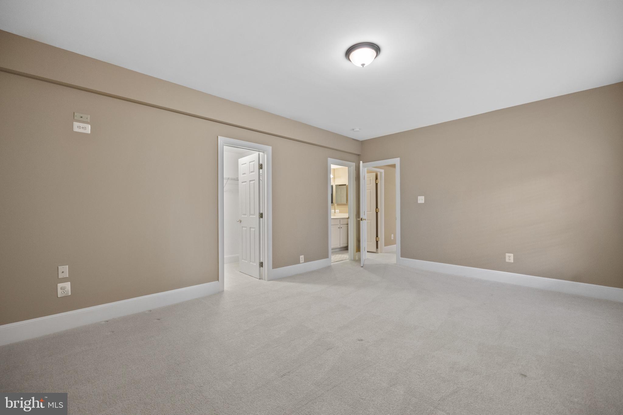 KINGSTOWNE - Residential