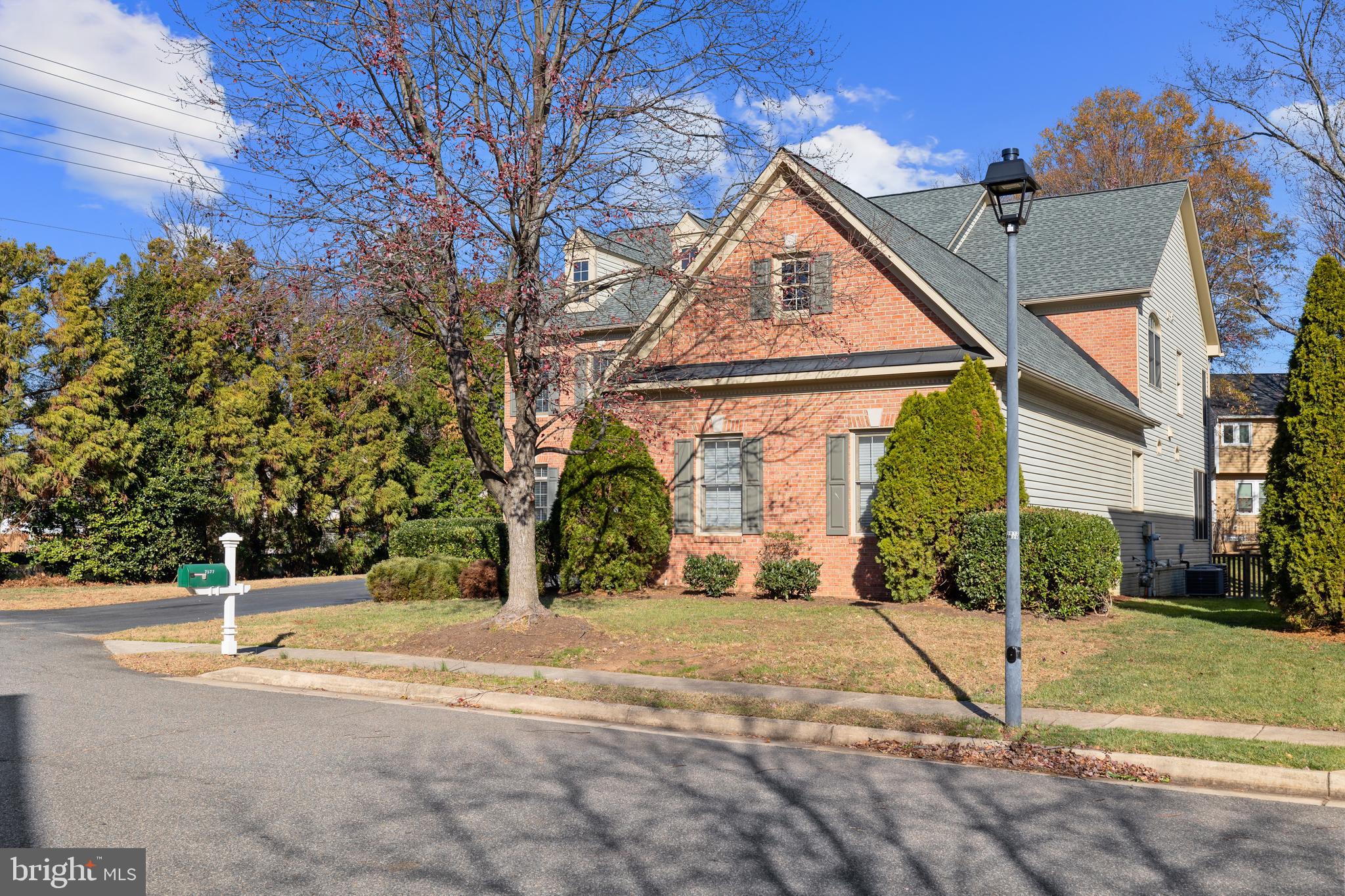 KINGSTOWNE - Residential