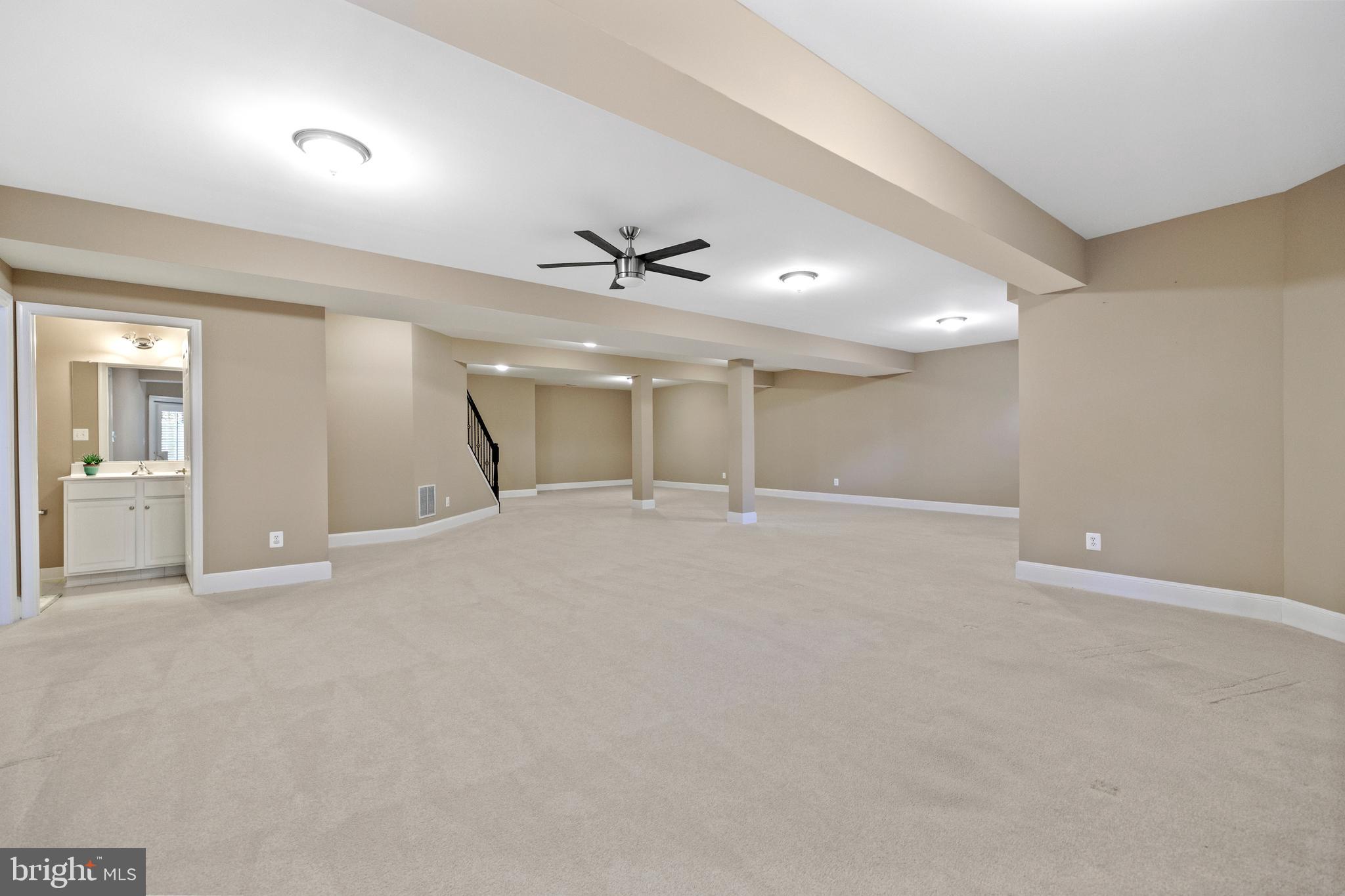 KINGSTOWNE - Residential