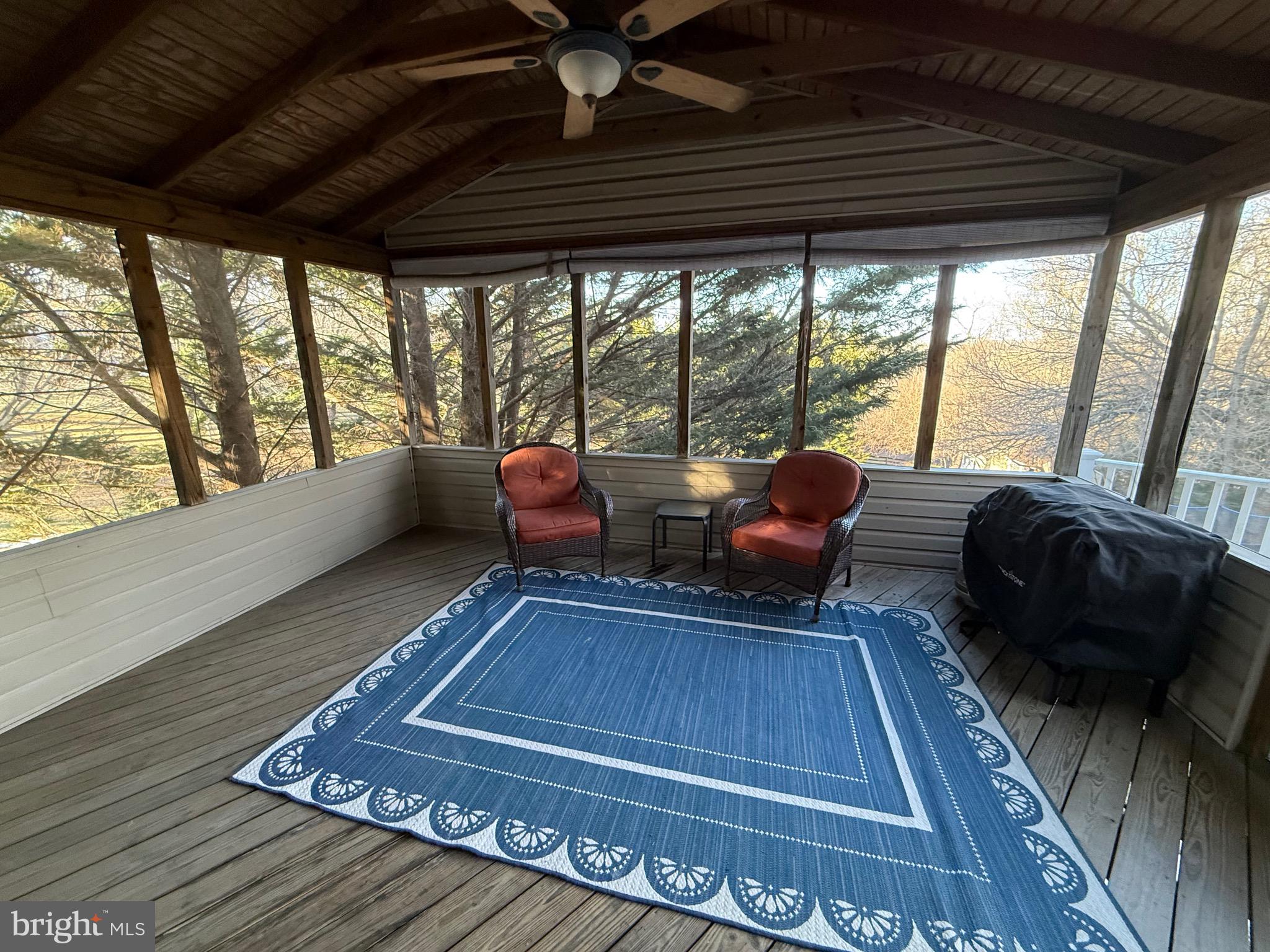 CARROLL POINTE - Residential