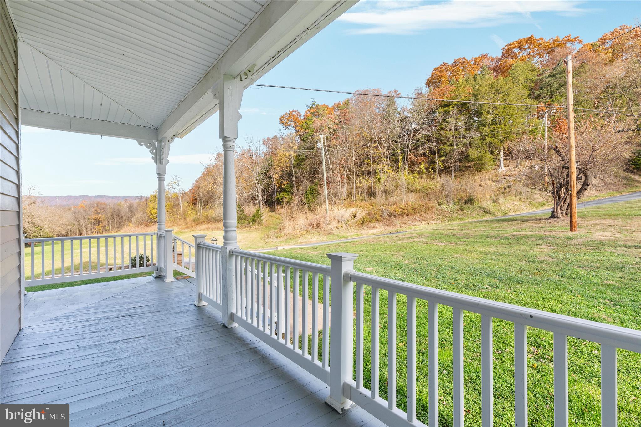 SANDY HOOK - Residential