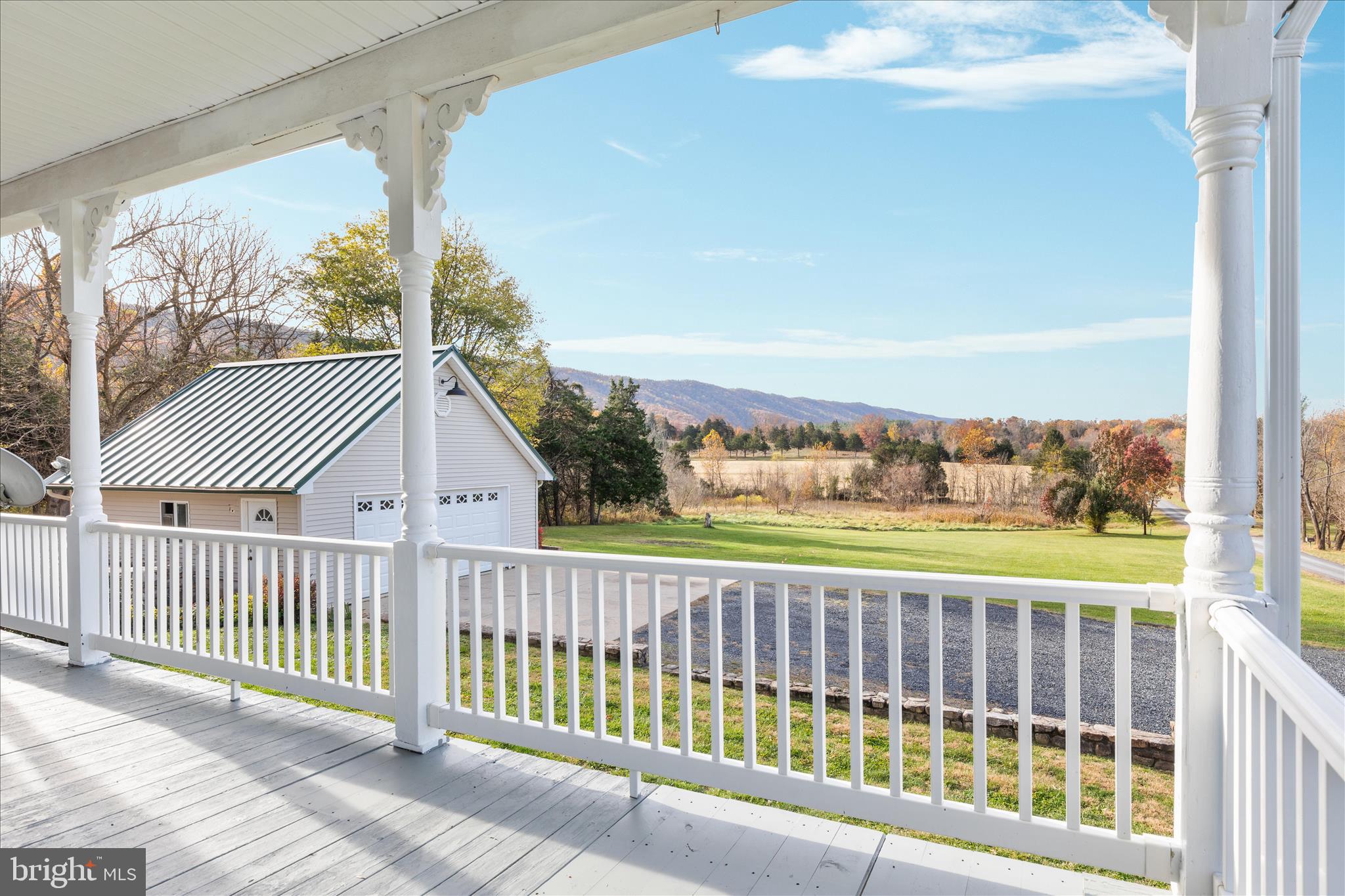 SANDY HOOK - Residential