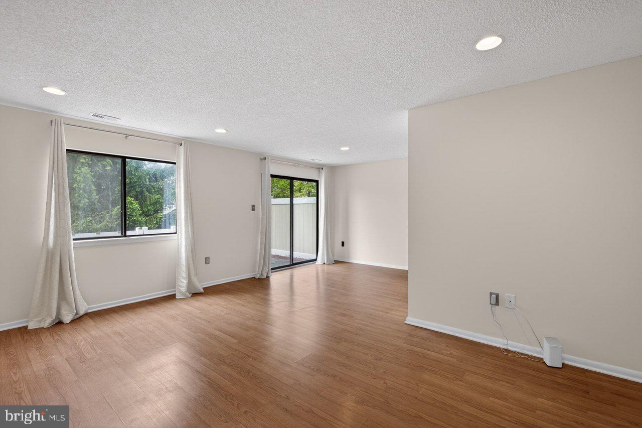241 HAMPSHIRE DRIVE