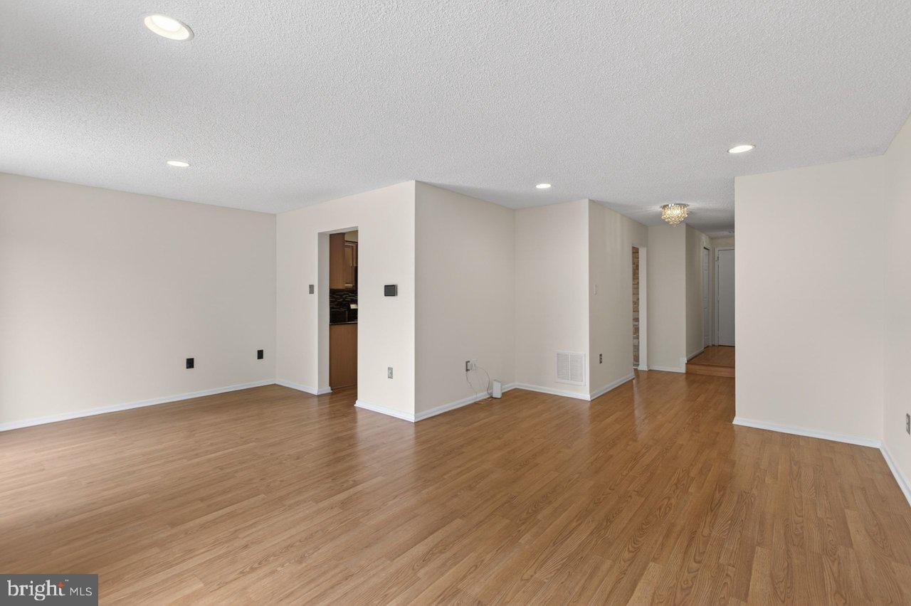 241 HAMPSHIRE DRIVE