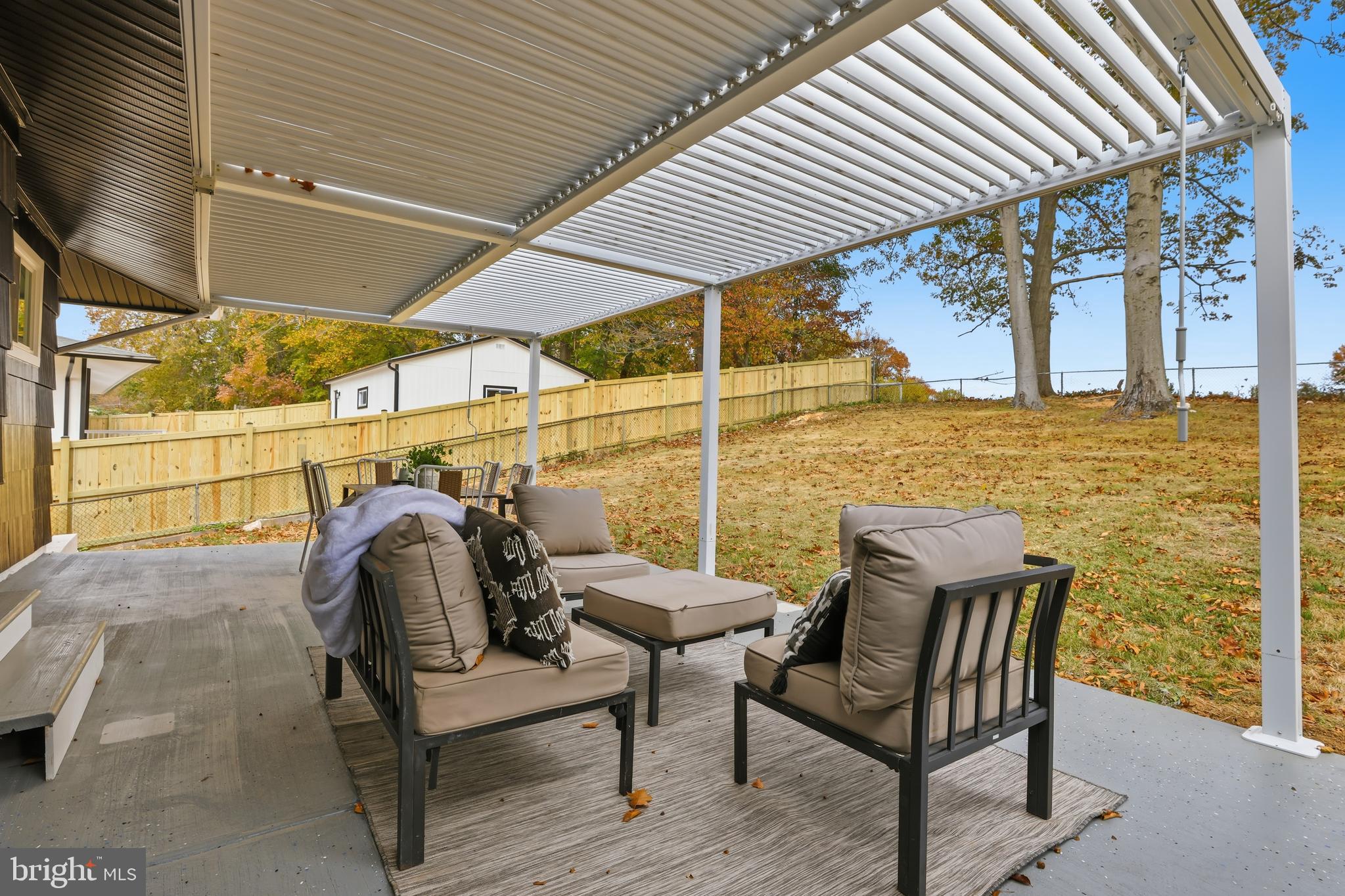 BEL PRE WOODS - Residential