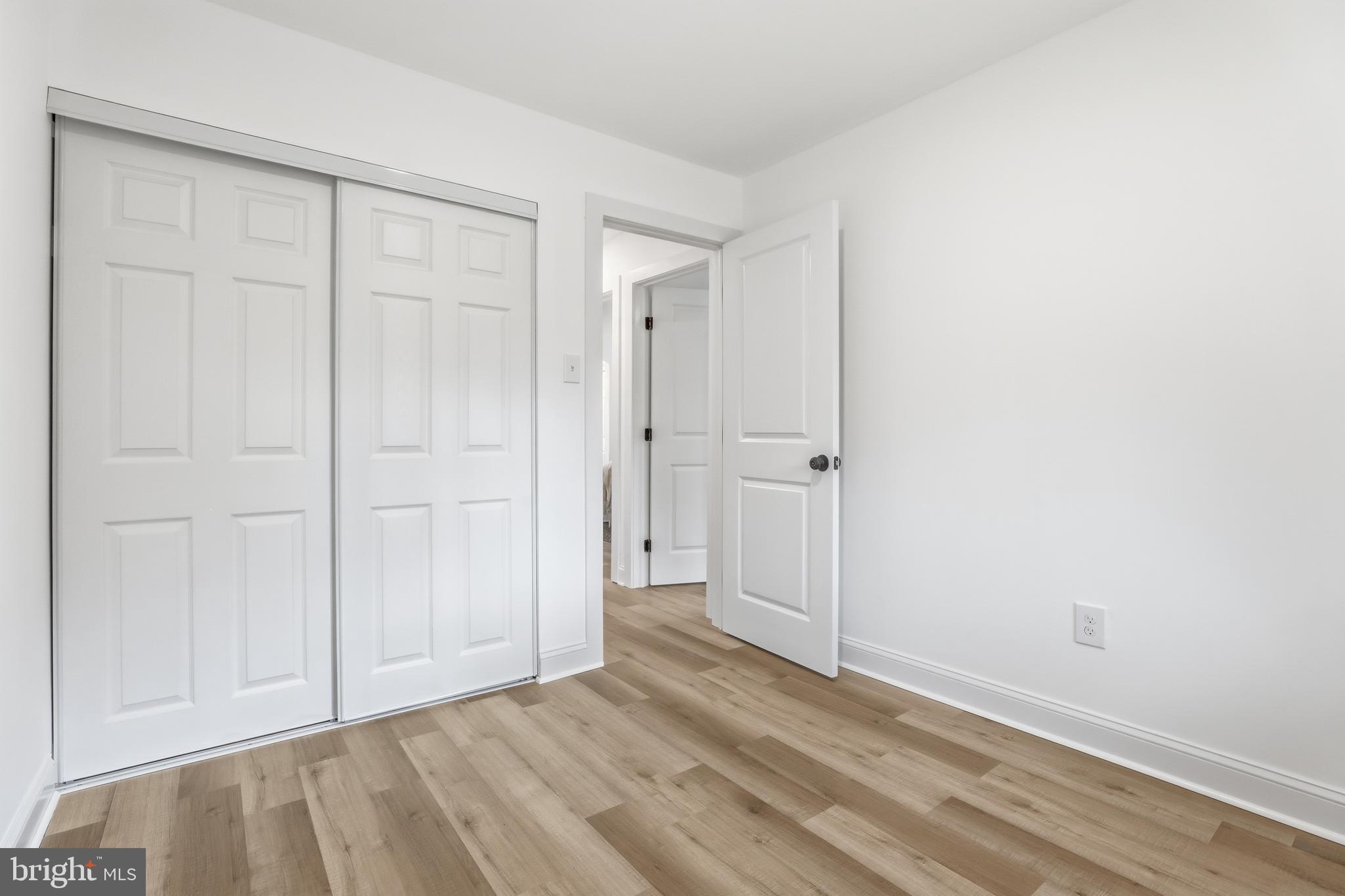 BEL PRE WOODS - Residential