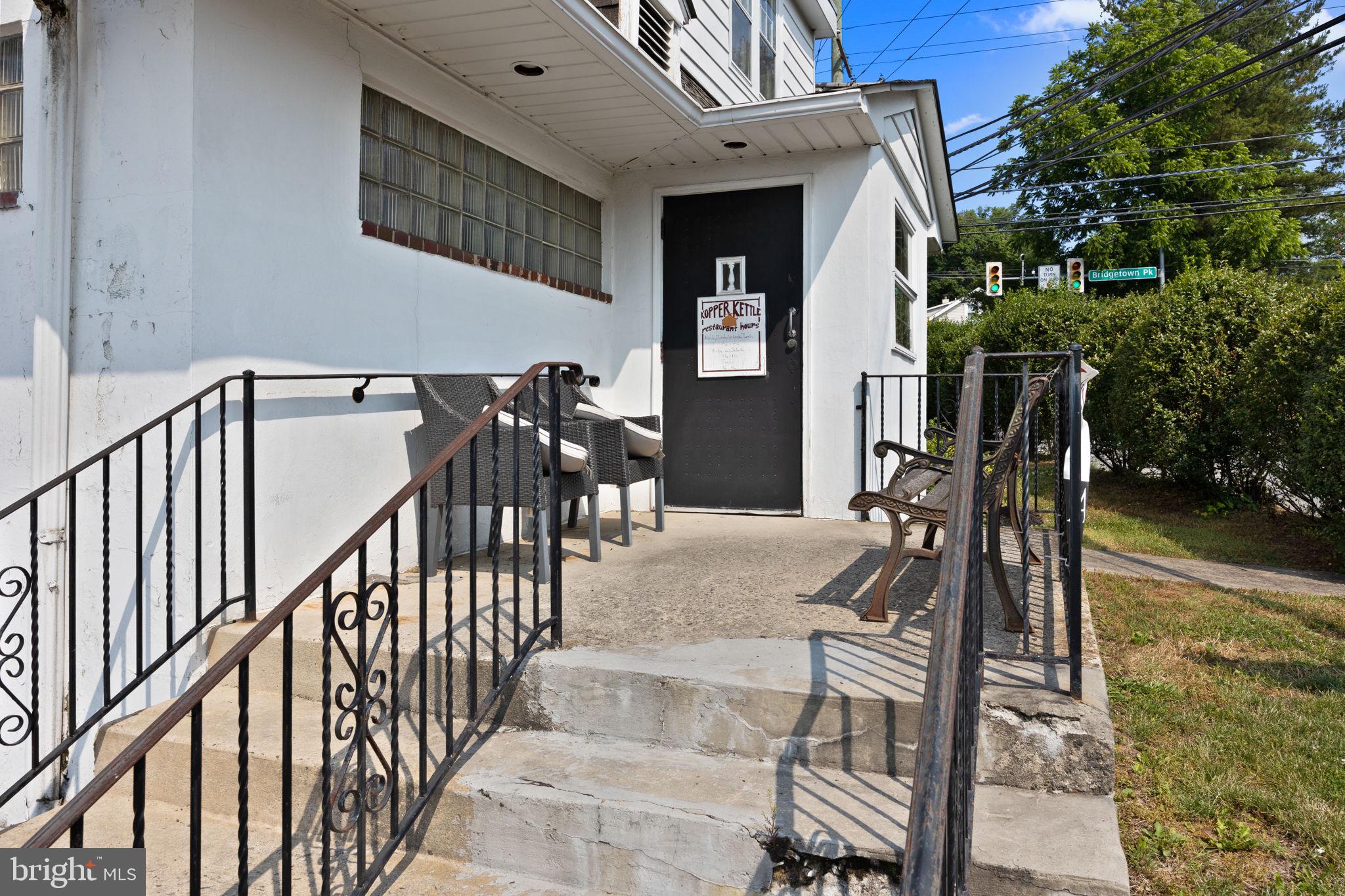 1985 BRIDGETOWN PIKE