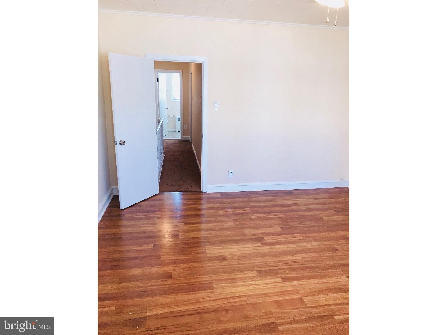 PORT RICHMOND - Residential Lease