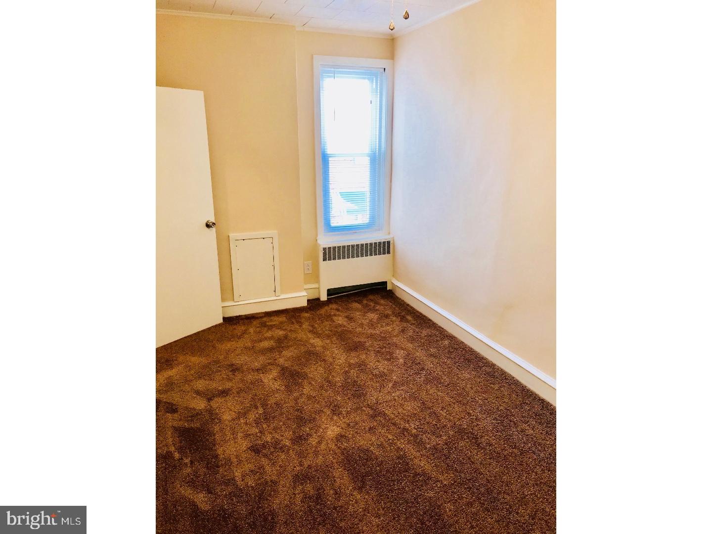 PORT RICHMOND - Residential Lease