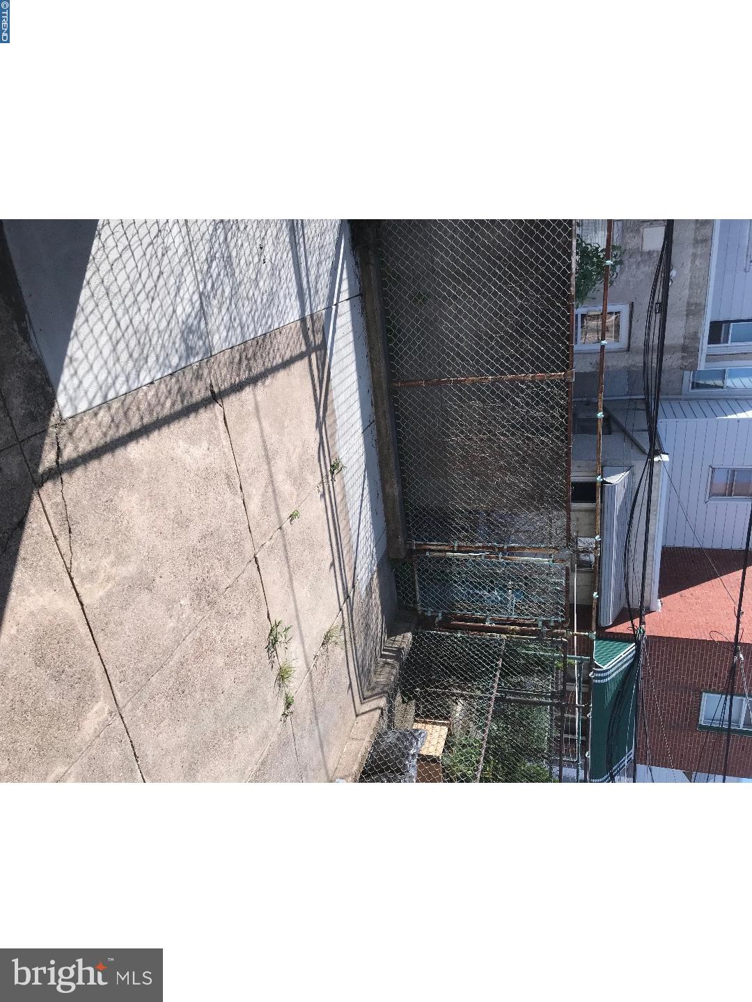 PORT RICHMOND - Residential Lease