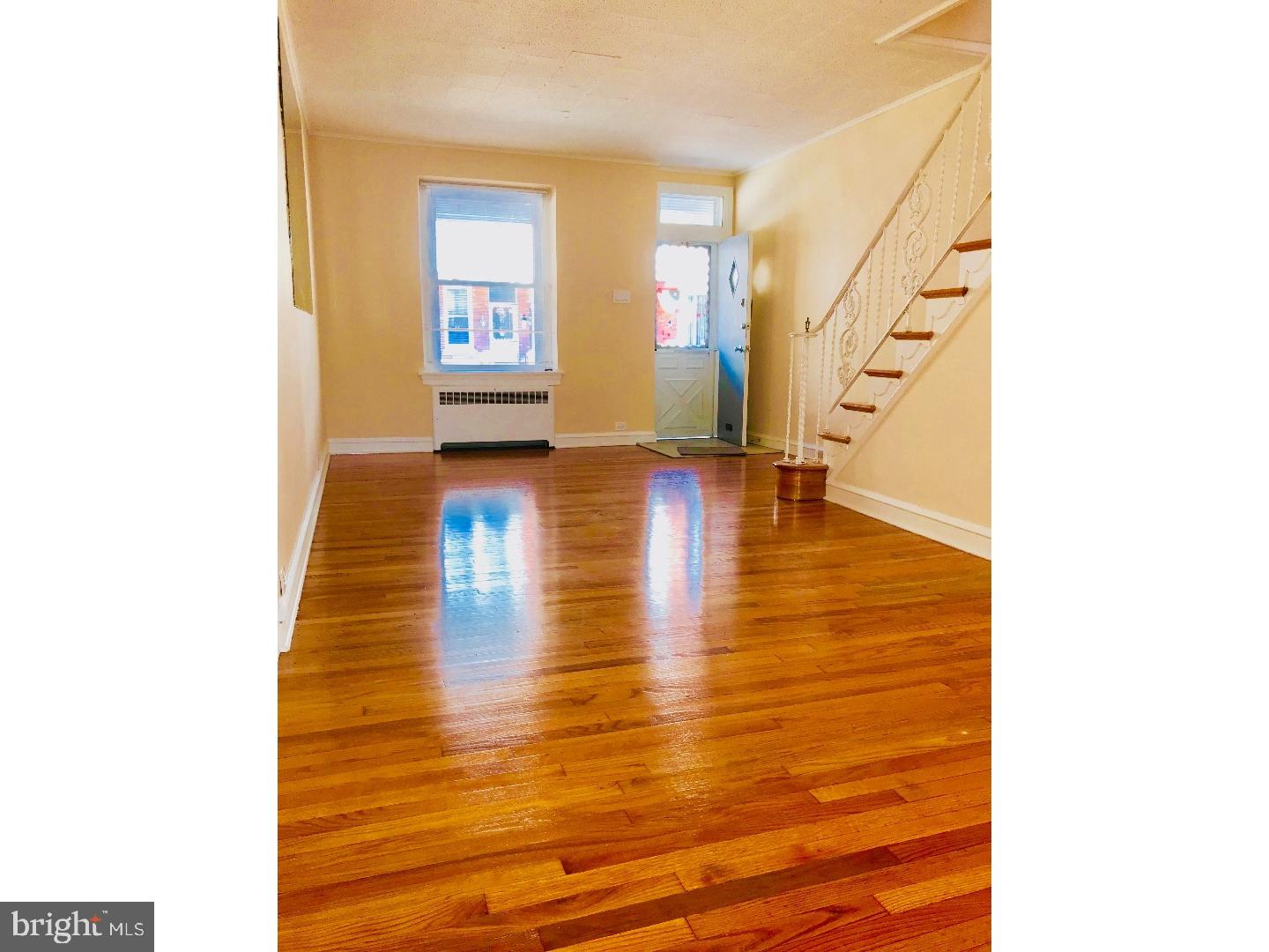 PORT RICHMOND - Residential Lease