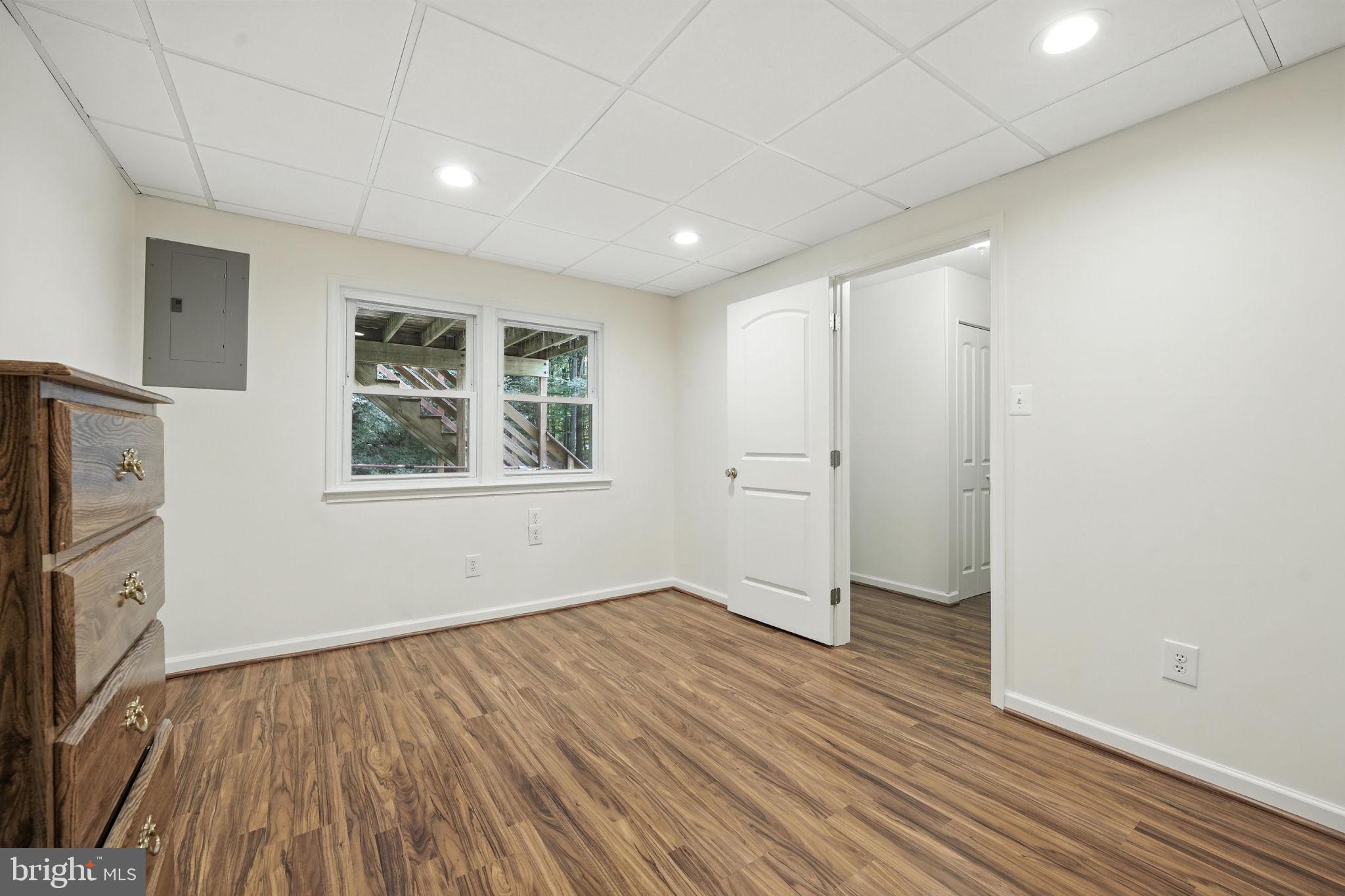 LAKE RIDGE - Residential