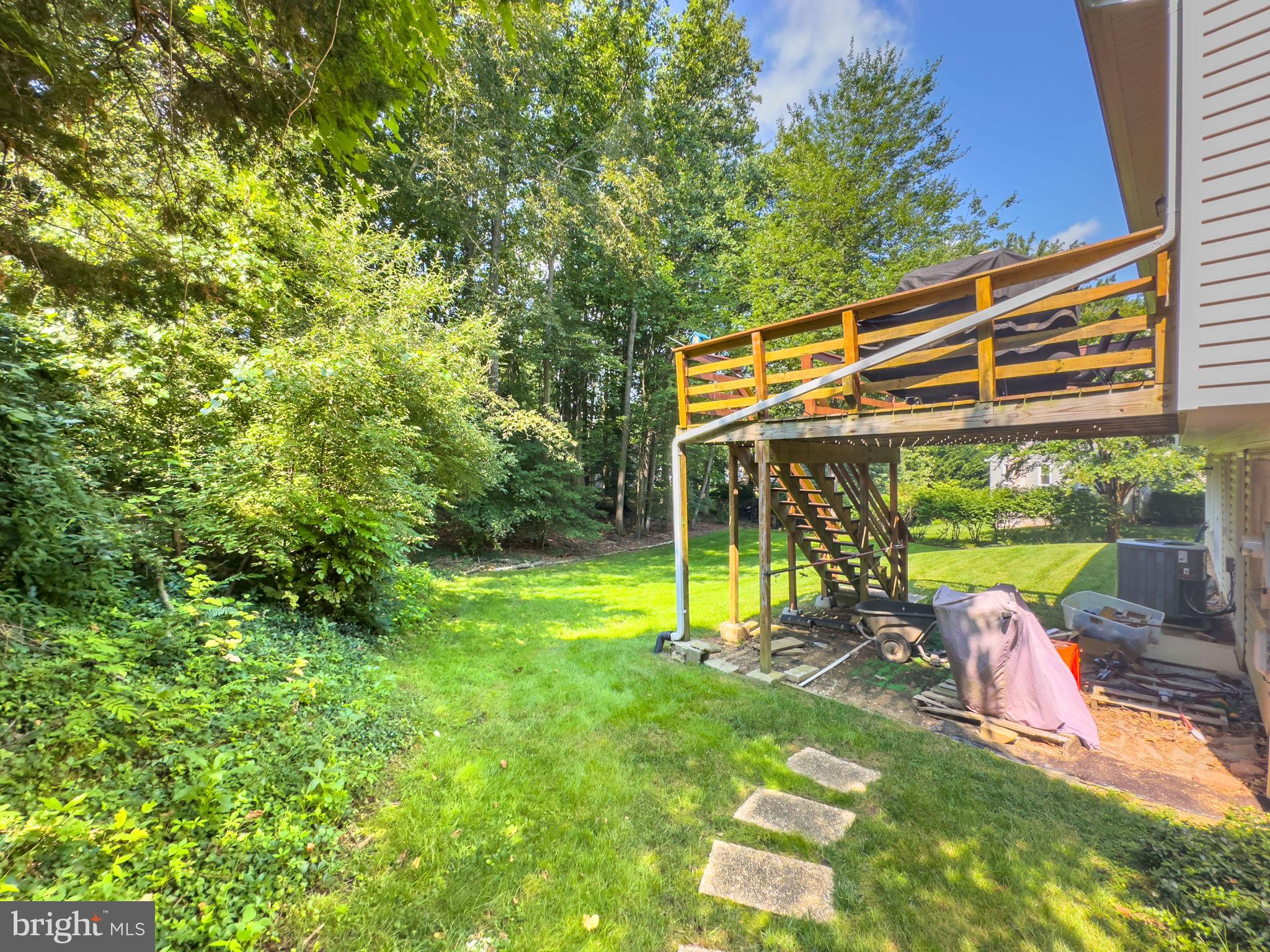 LAKE RIDGE - Residential