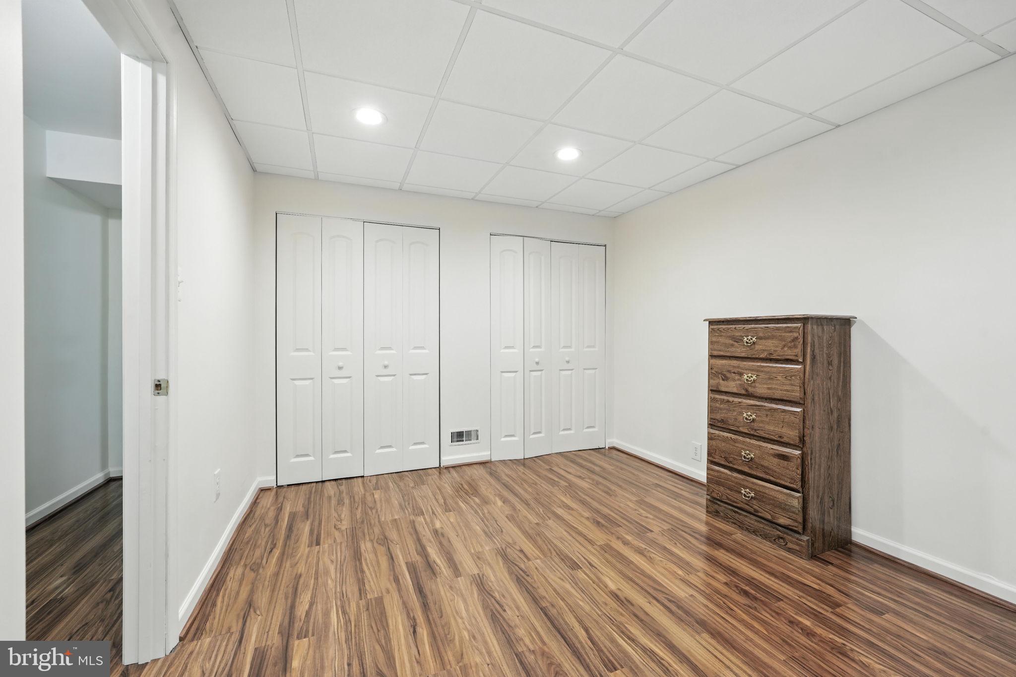 LAKE RIDGE - Residential