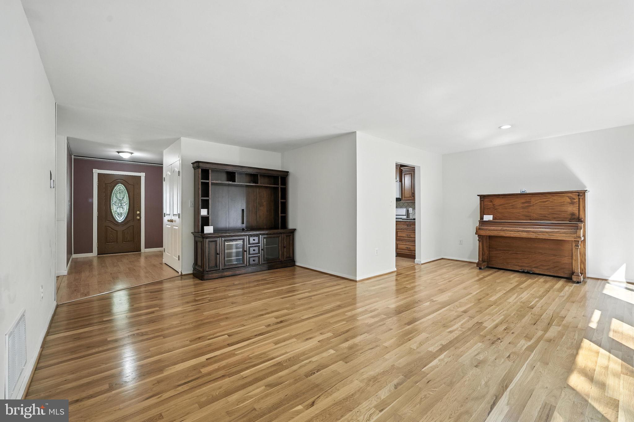 12006 SKIPJACK COURT