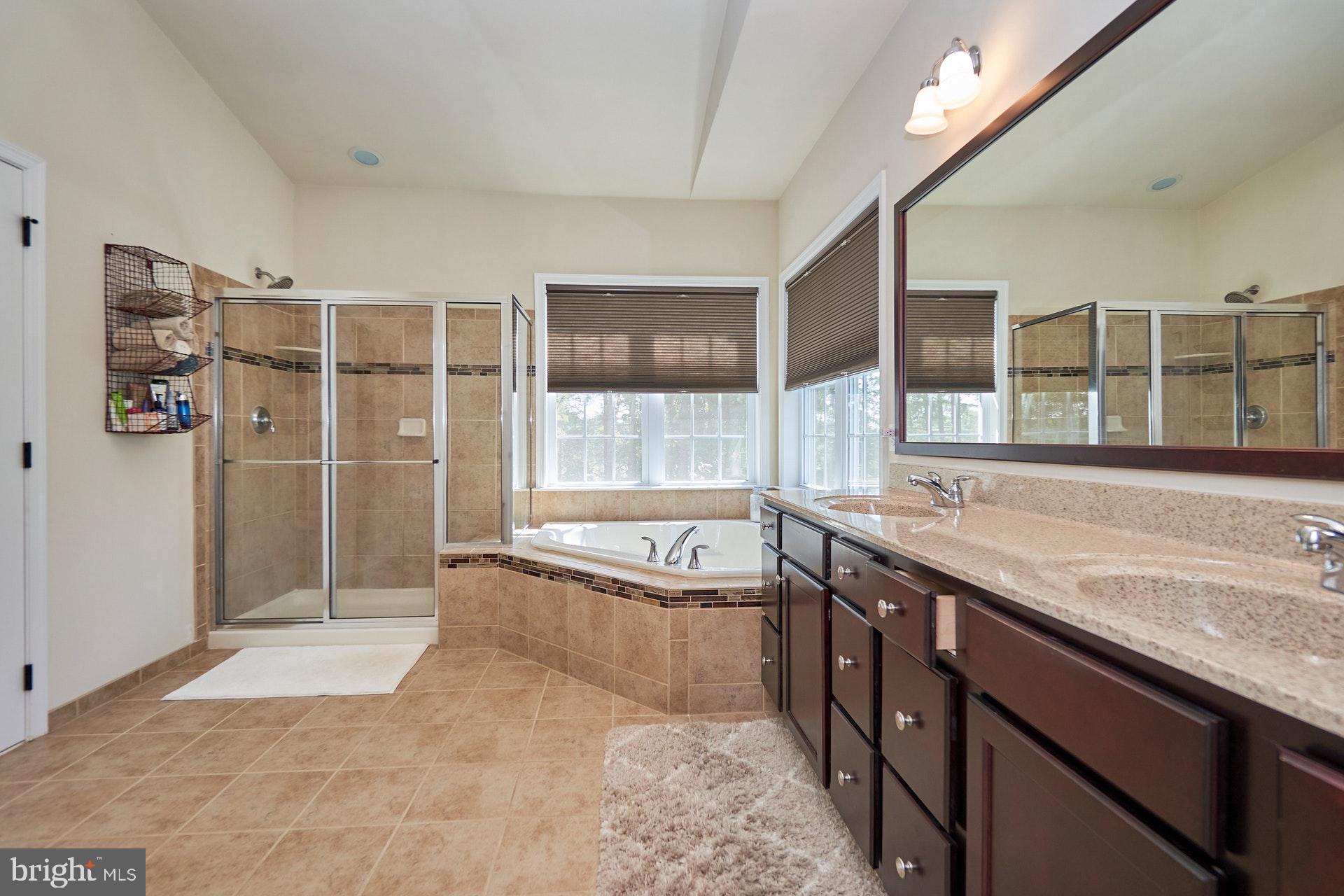 DOMINION VALLEY COUNTRY CLUB - Residential