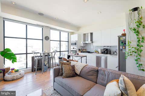 Condo For Rent - 240 N 2nd Street #UNIT 4W<br/> PHILADELPHIA, PA 19106