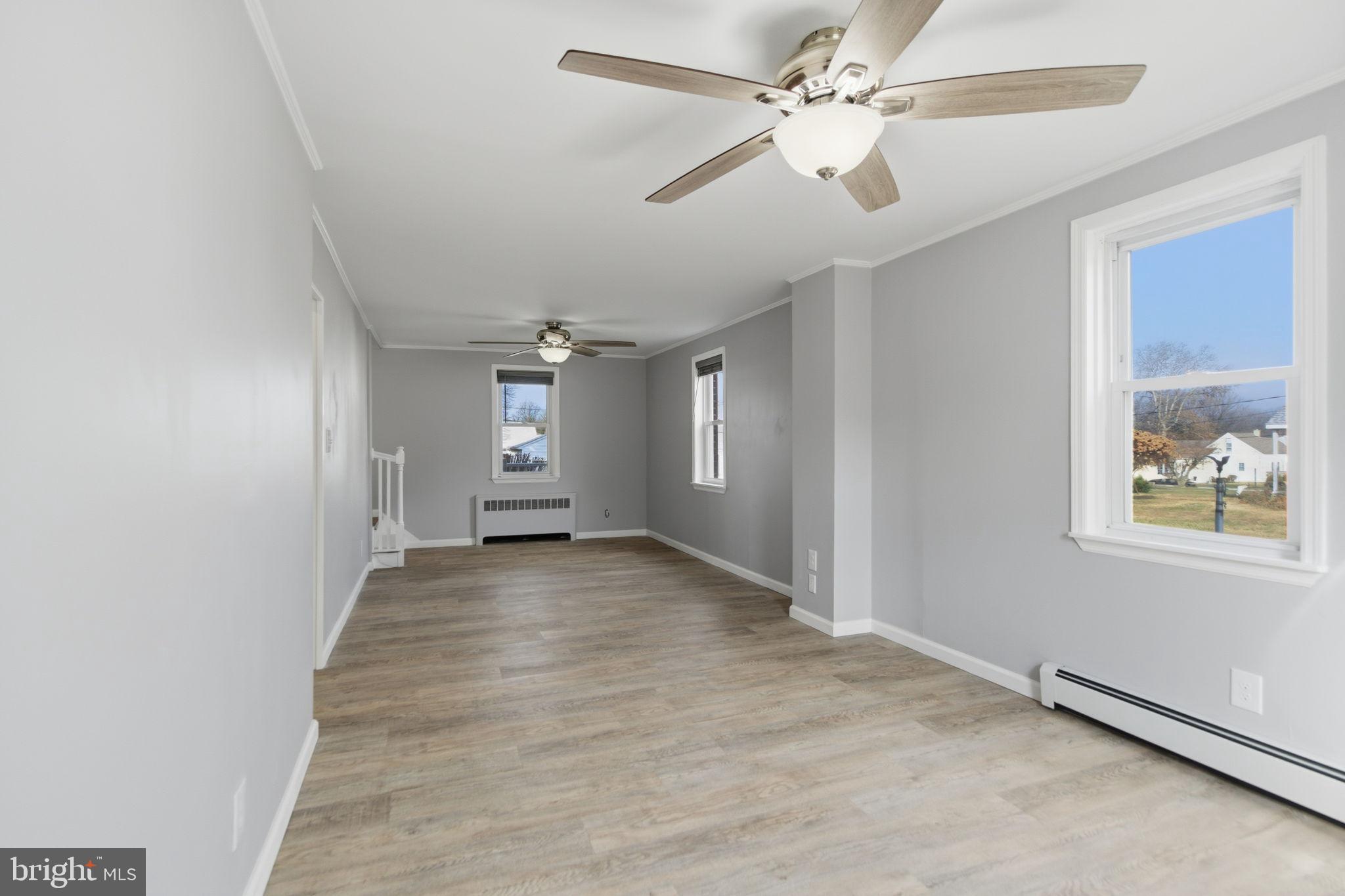 FEASTERVILLE - Residential