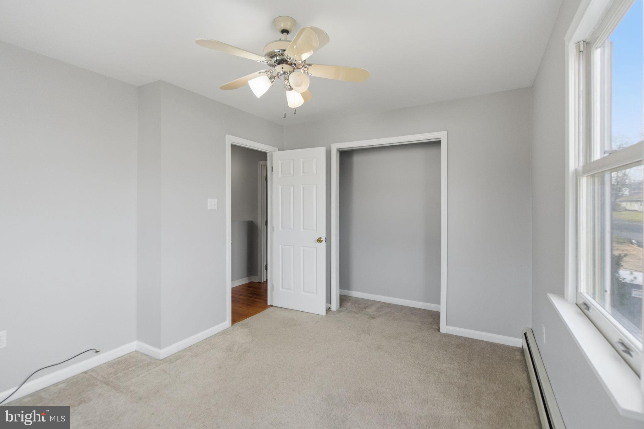 FEASTERVILLE - Residential