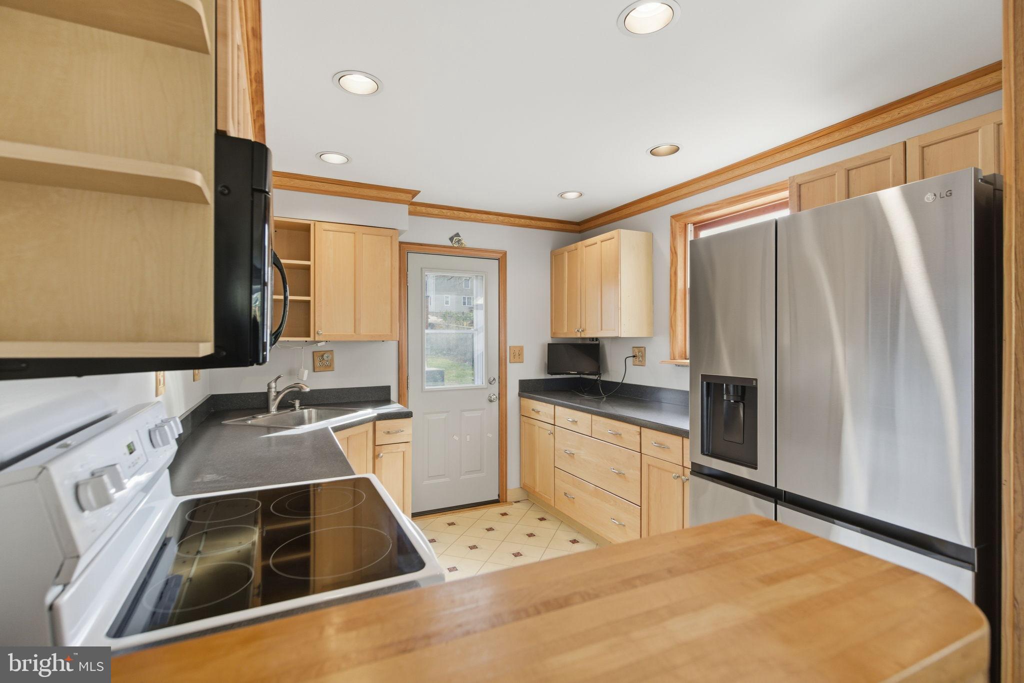 FEASTERVILLE - Residential