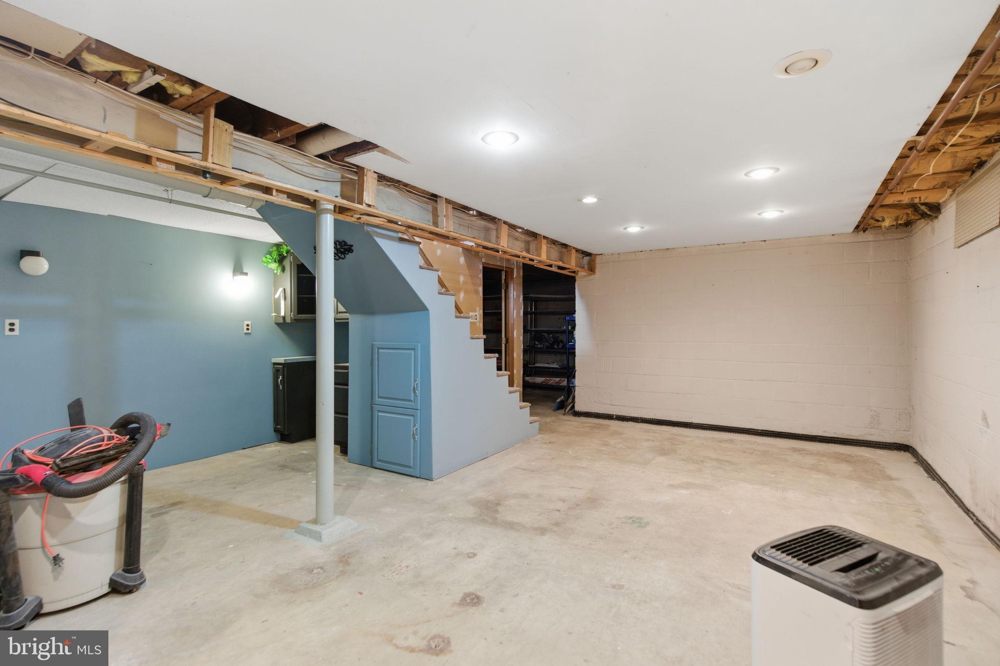 FEASTERVILLE - Residential