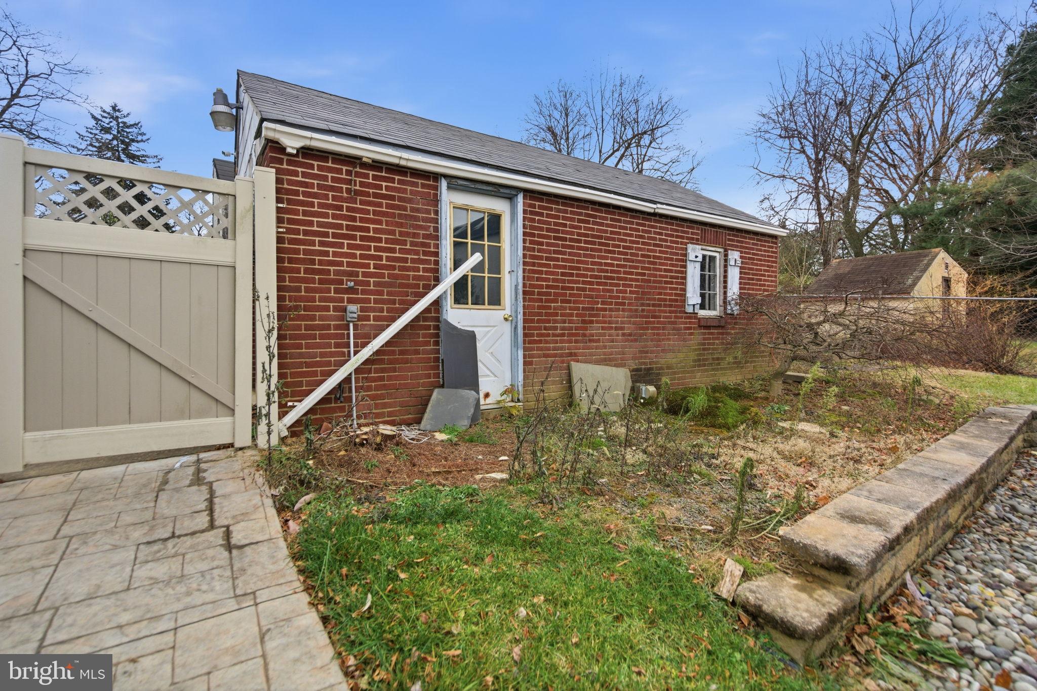 FEASTERVILLE - Residential