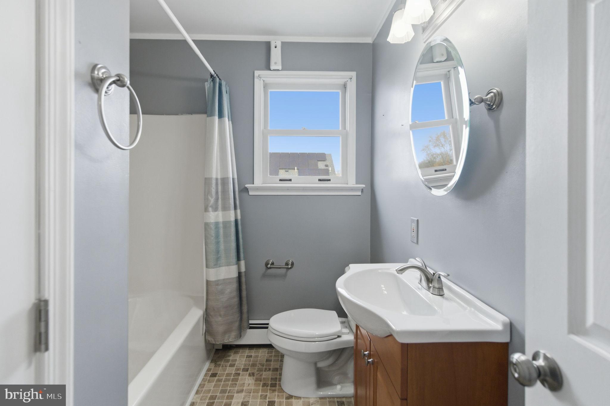 FEASTERVILLE - Residential