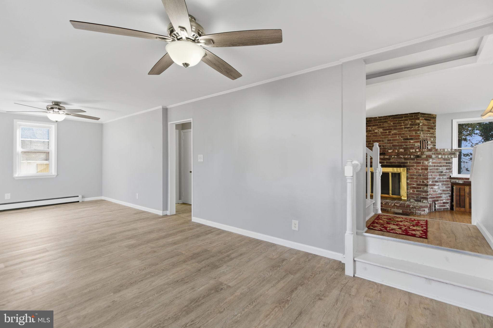 FEASTERVILLE - Residential