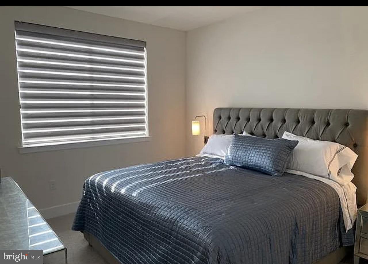 BROWNSTONES AT VF - Residential Lease