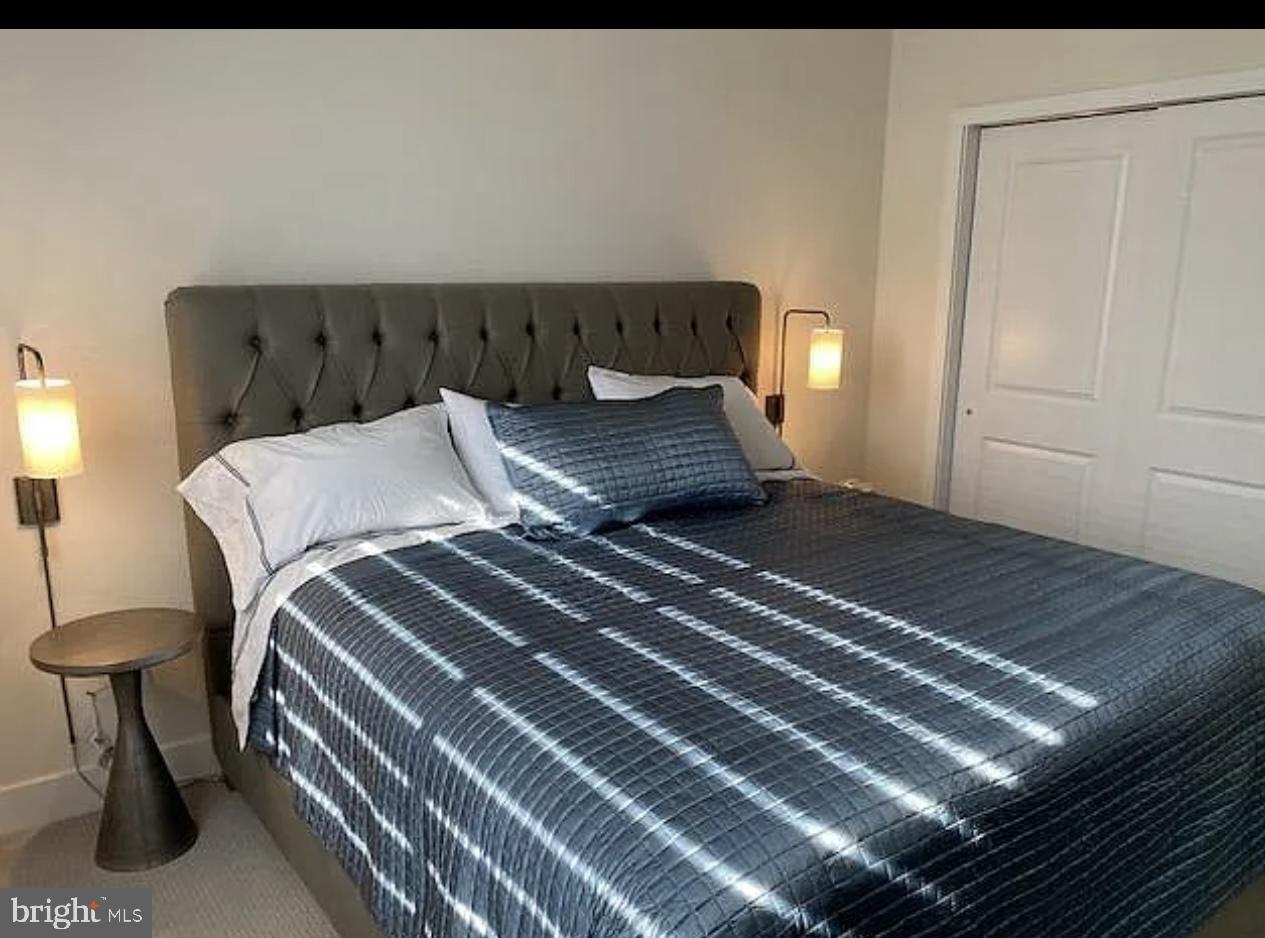 BROWNSTONES AT VF - Residential Lease