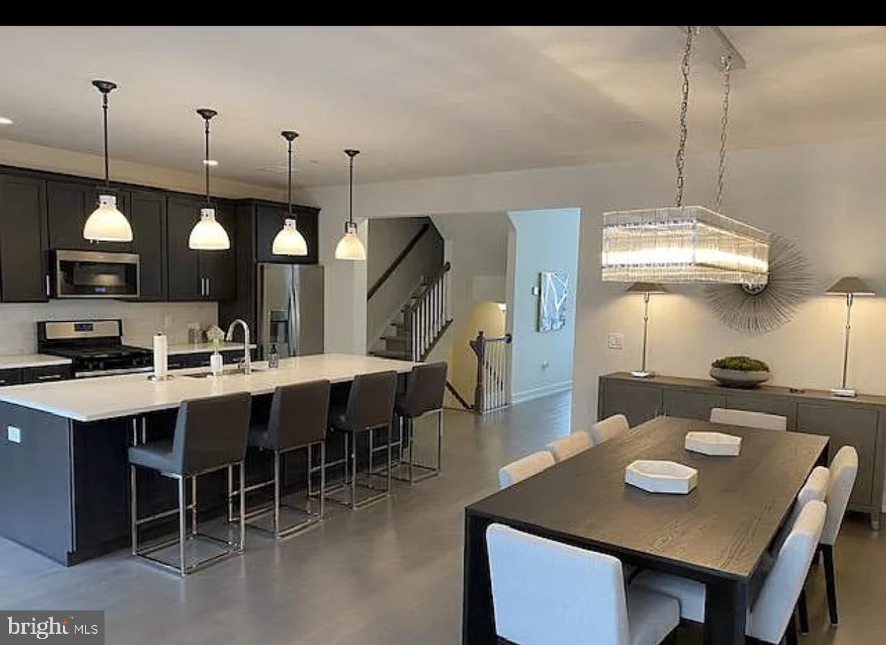 BROWNSTONES AT VF - Residential Lease