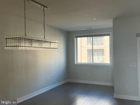 BROWNSTONES AT VF - Residential Lease