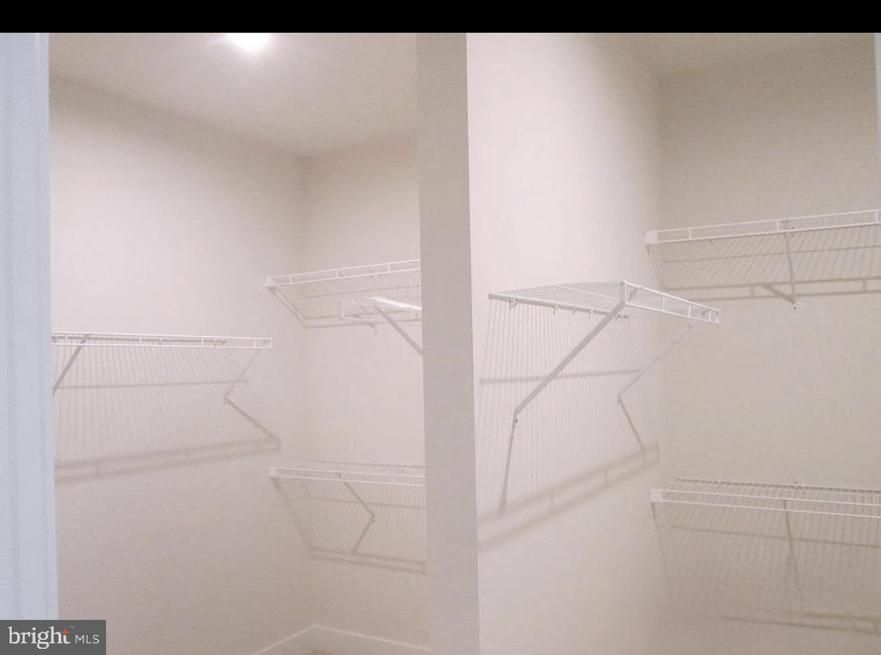 BROWNSTONES AT VF - Residential Lease