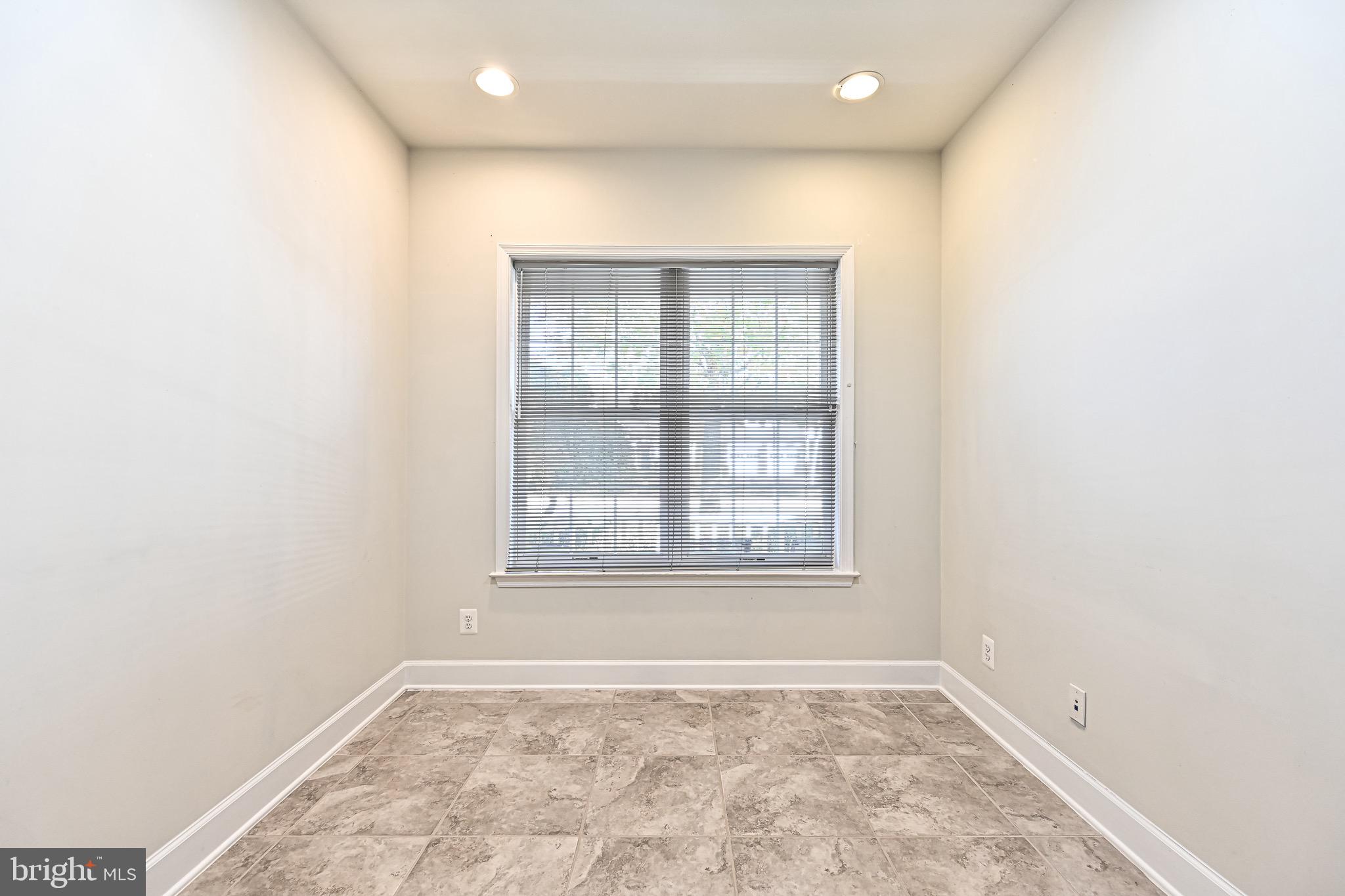 SPRING HILL - Residential Lease