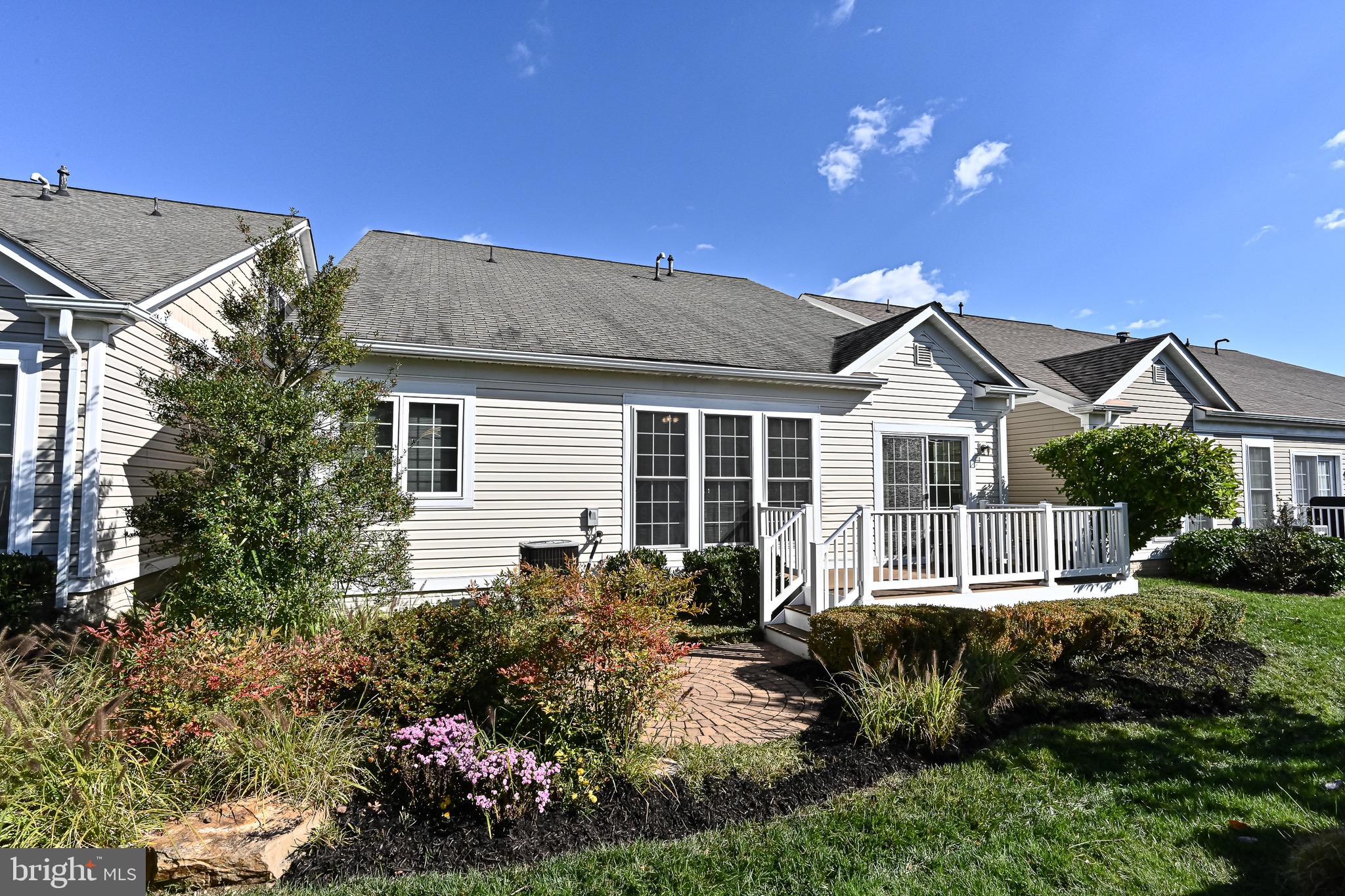 SPRING HILL - Residential Lease