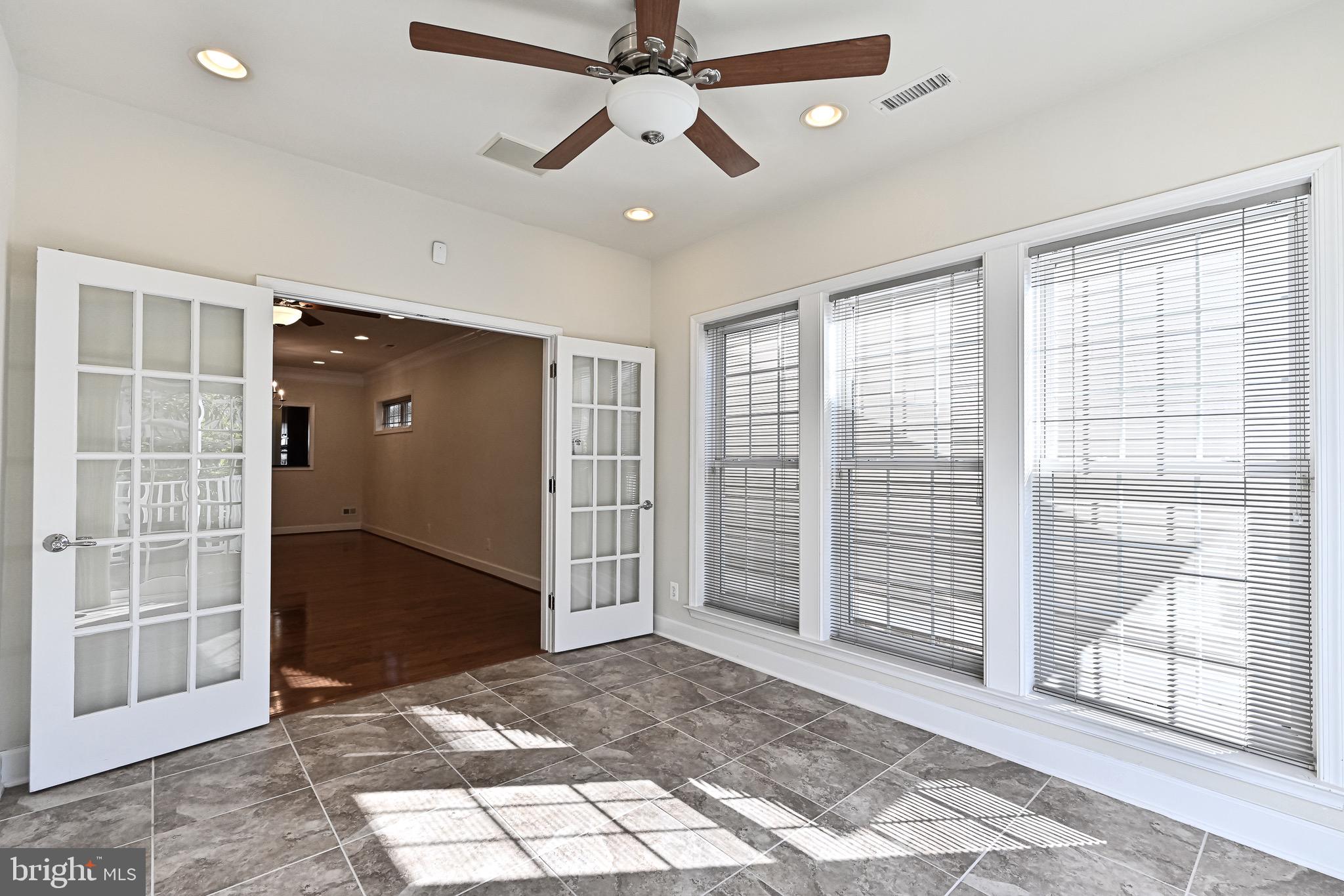 SPRING HILL - Residential Lease