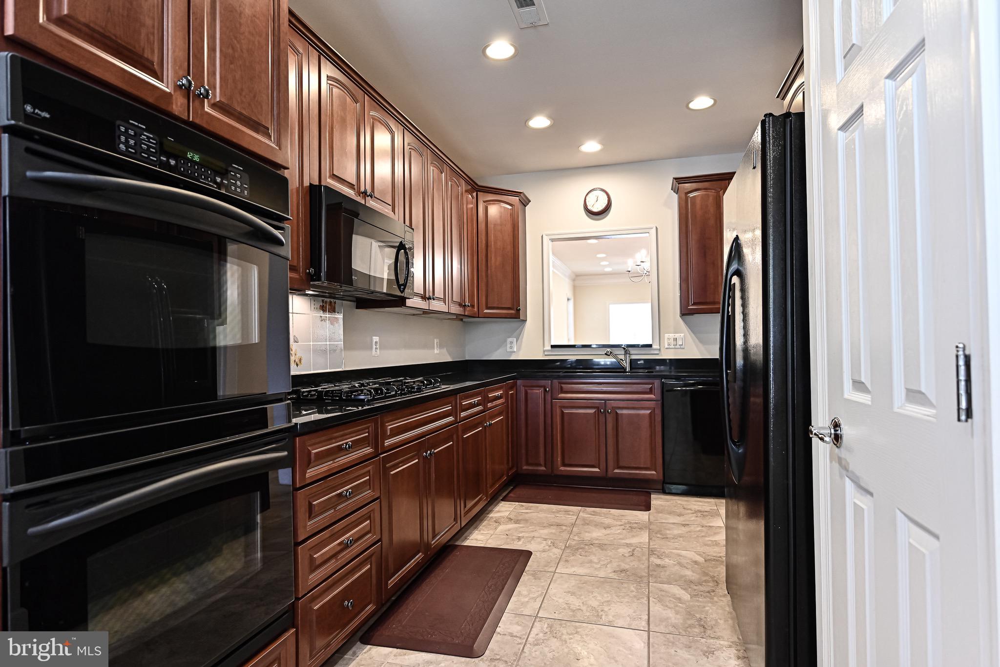 SPRING HILL - Residential Lease