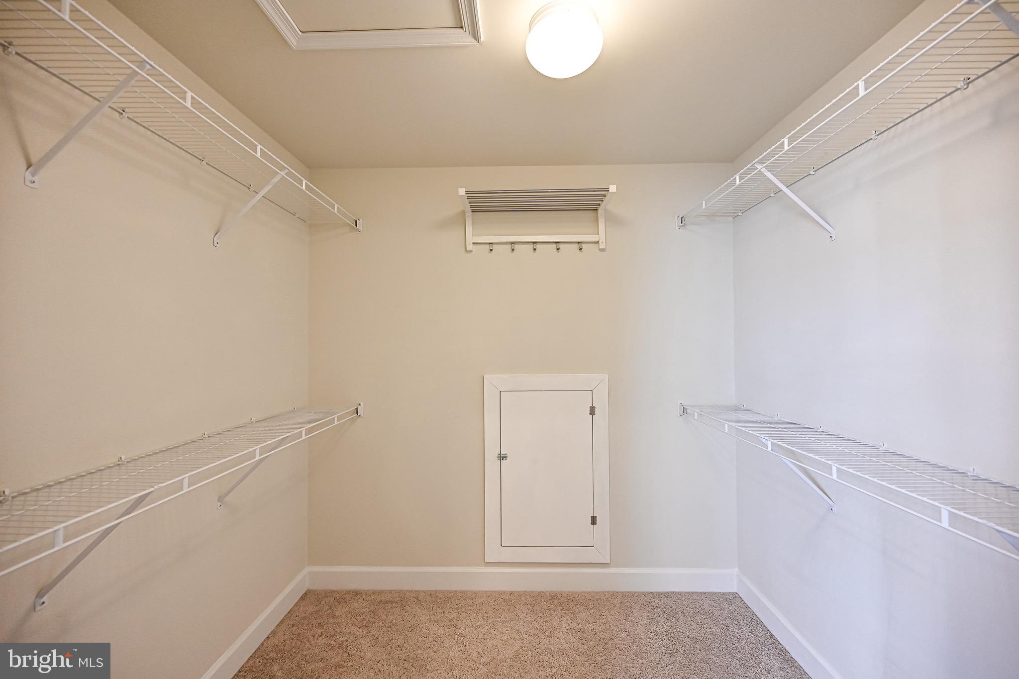 SPRING HILL - Residential Lease