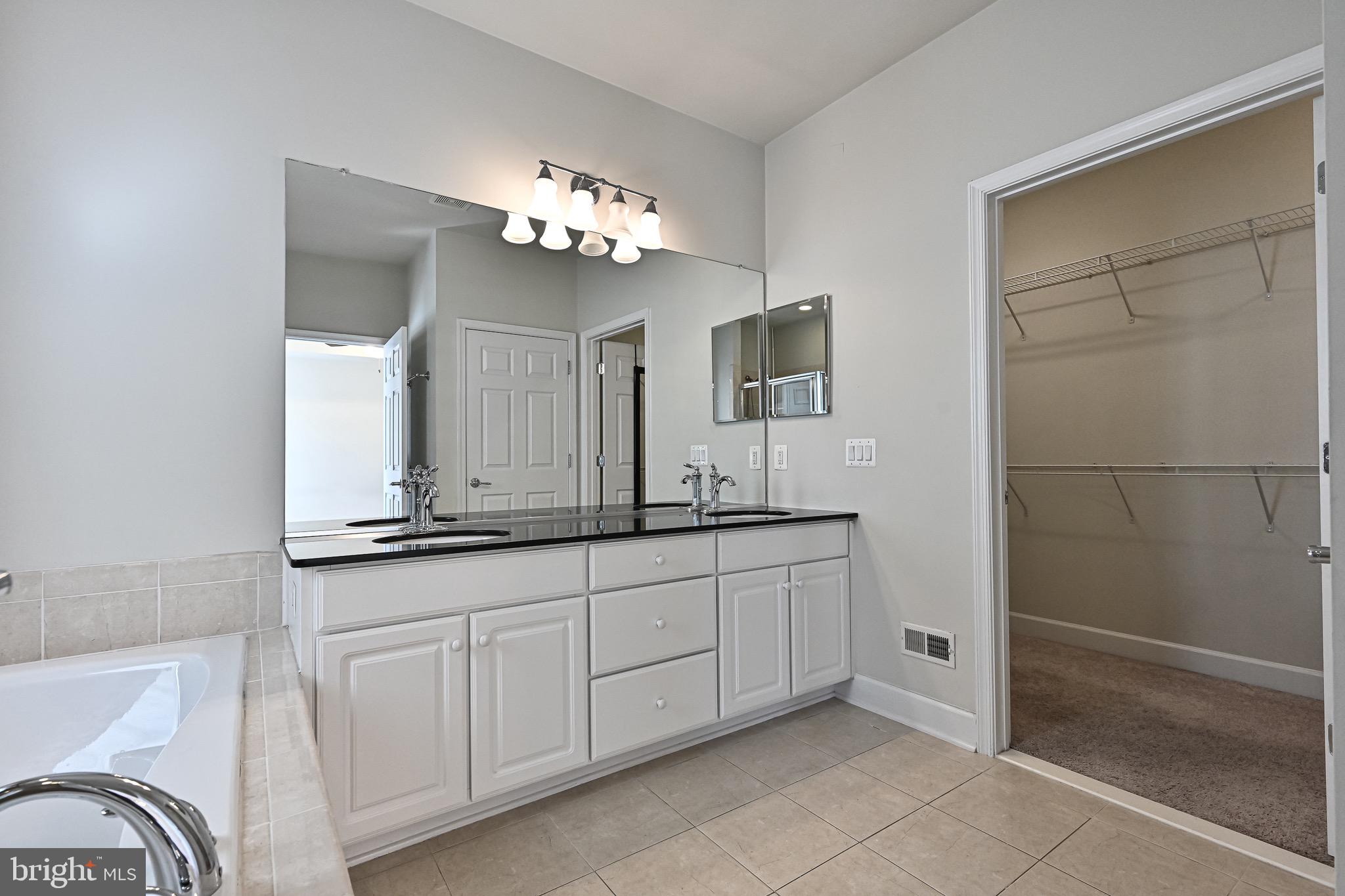 SPRING HILL - Residential Lease