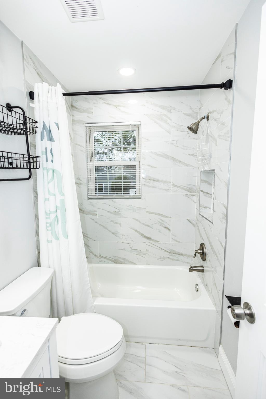 LAUREL - Residential