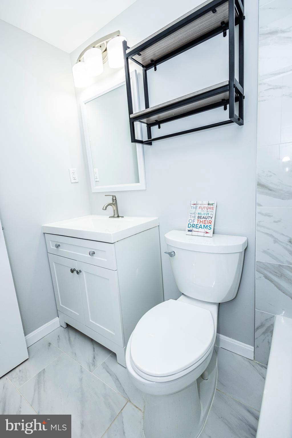 LAUREL - Residential