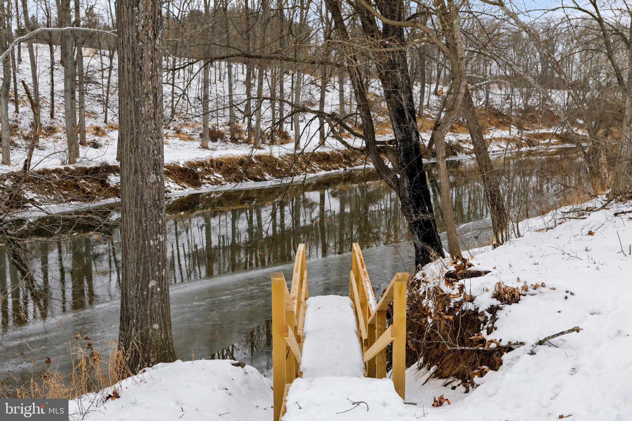 HAMPSHIRE COUNTY - Residential
