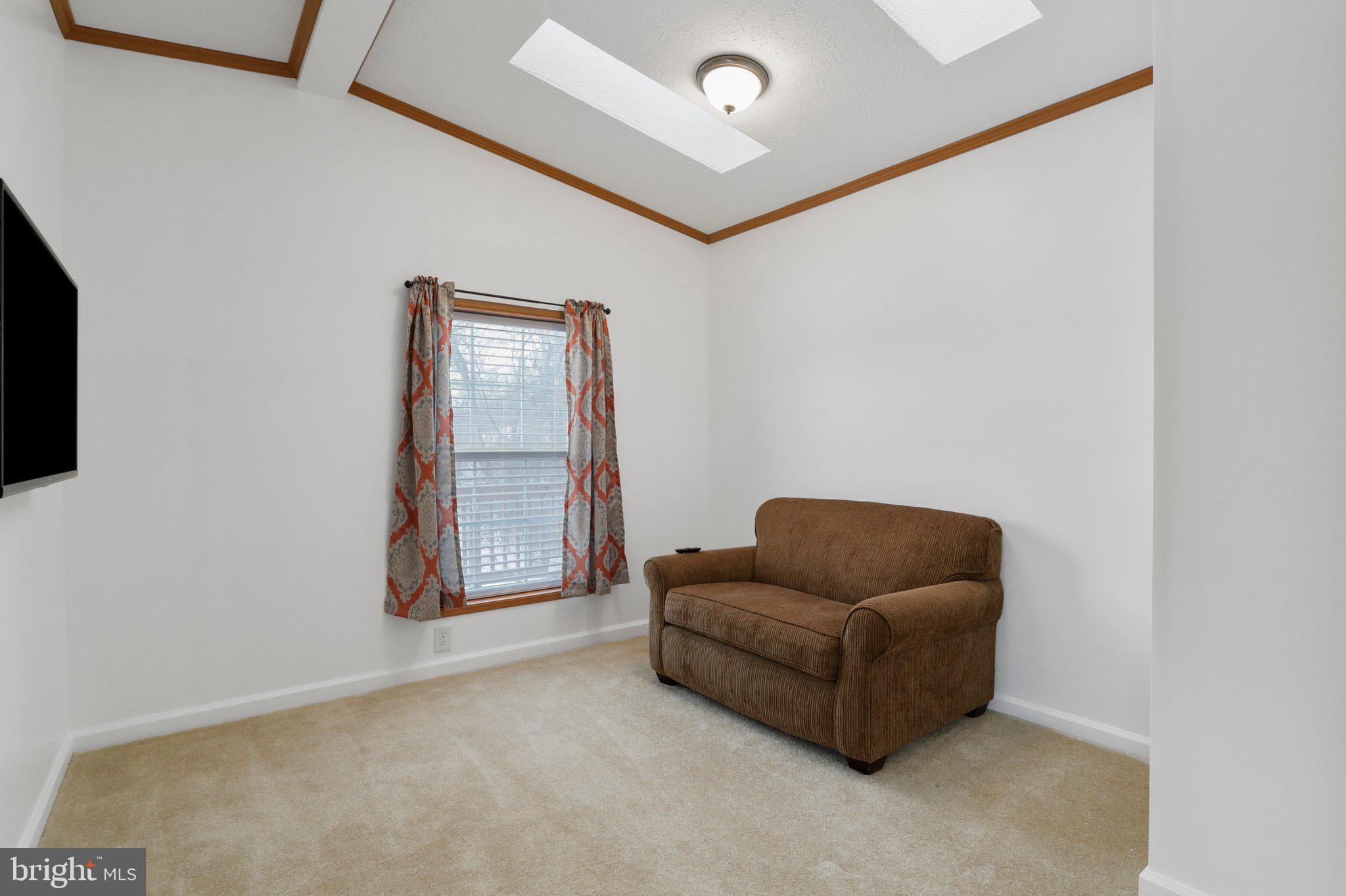 HAMPSHIRE COUNTY - Residential