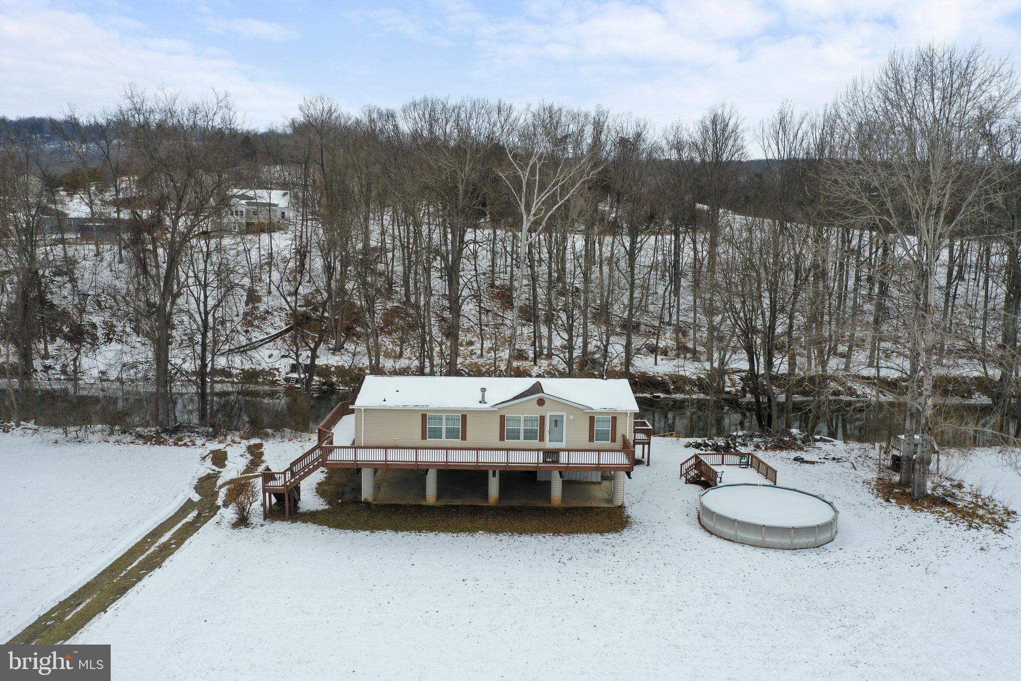 HAMPSHIRE COUNTY - Residential