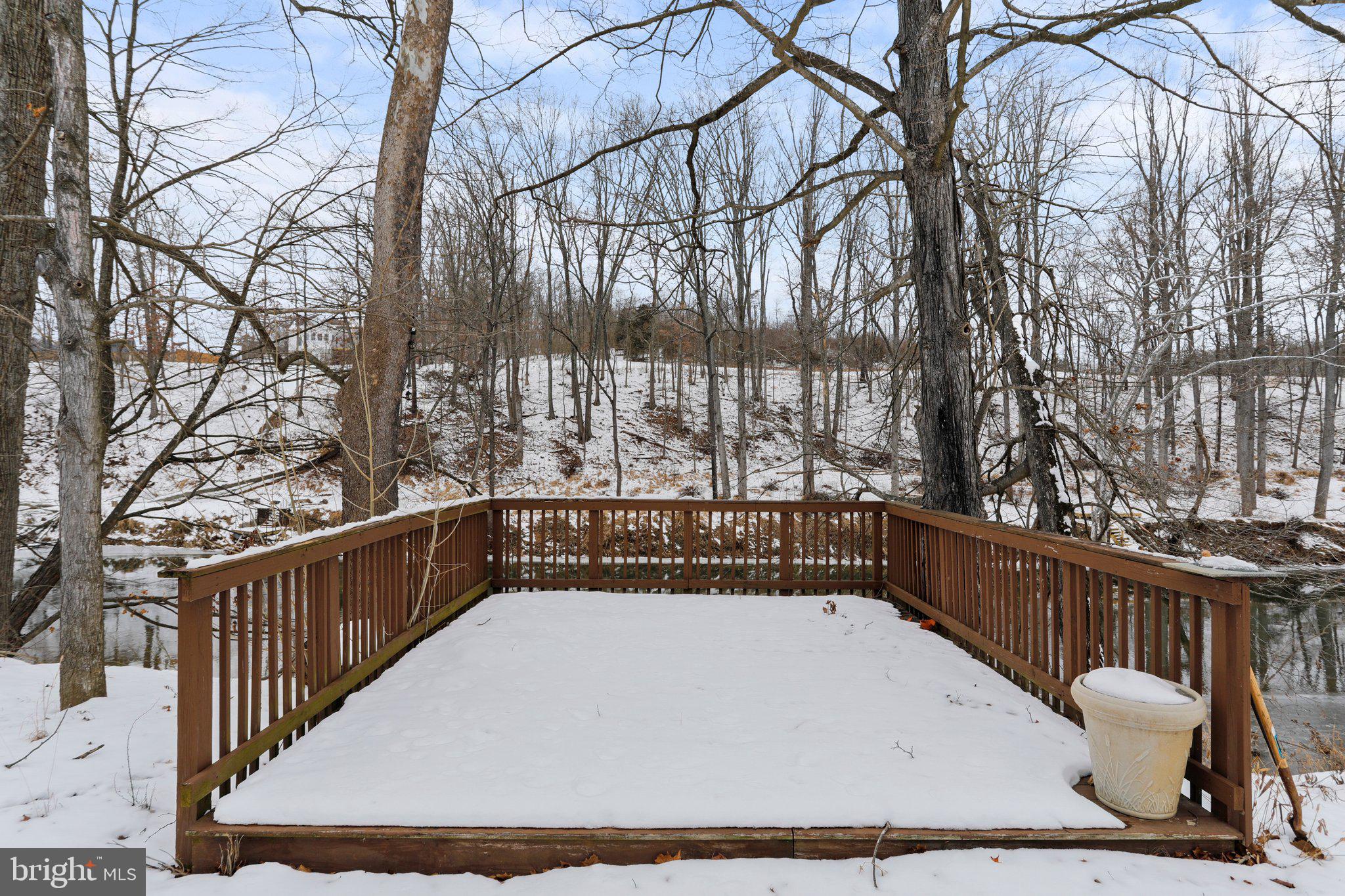 HAMPSHIRE COUNTY - Residential