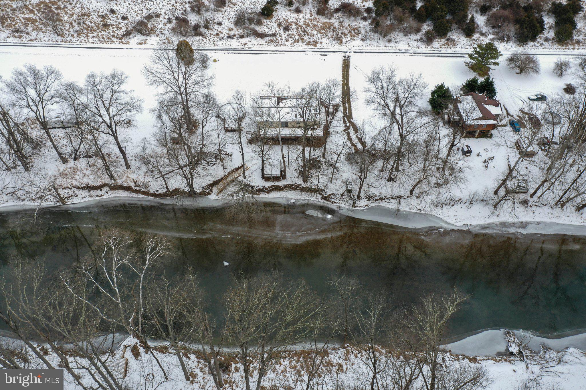 HAMPSHIRE COUNTY - Residential