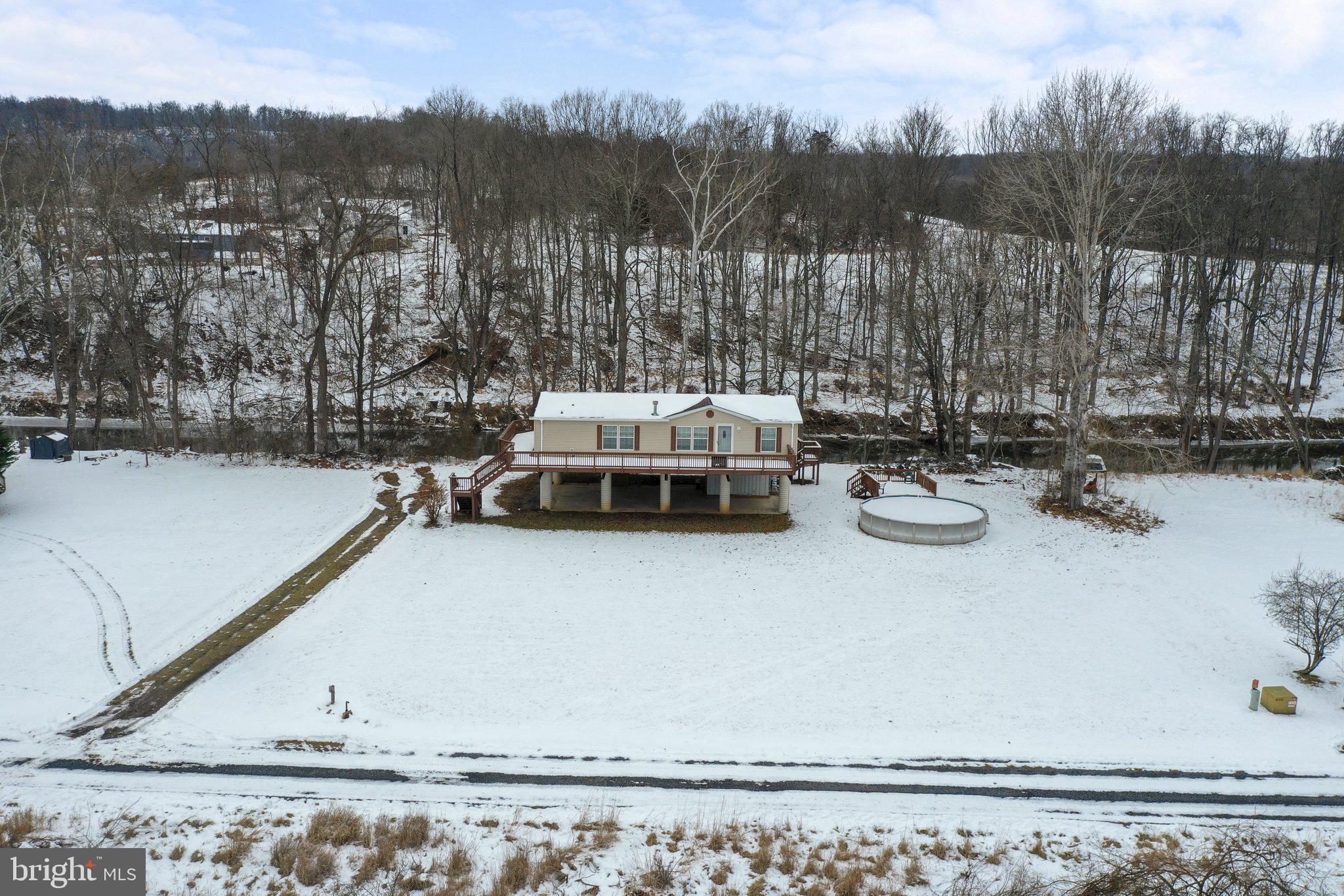 HAMPSHIRE COUNTY - Residential