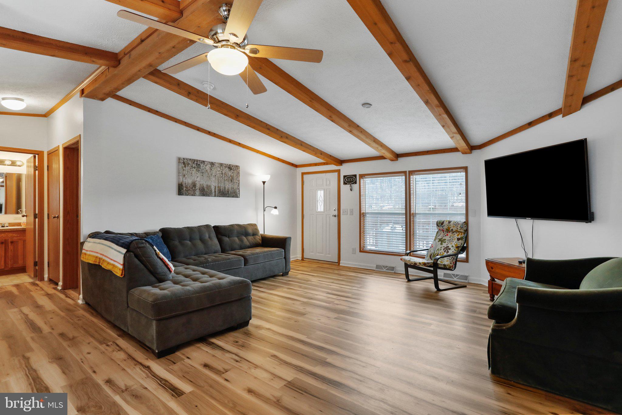 HAMPSHIRE COUNTY - Residential