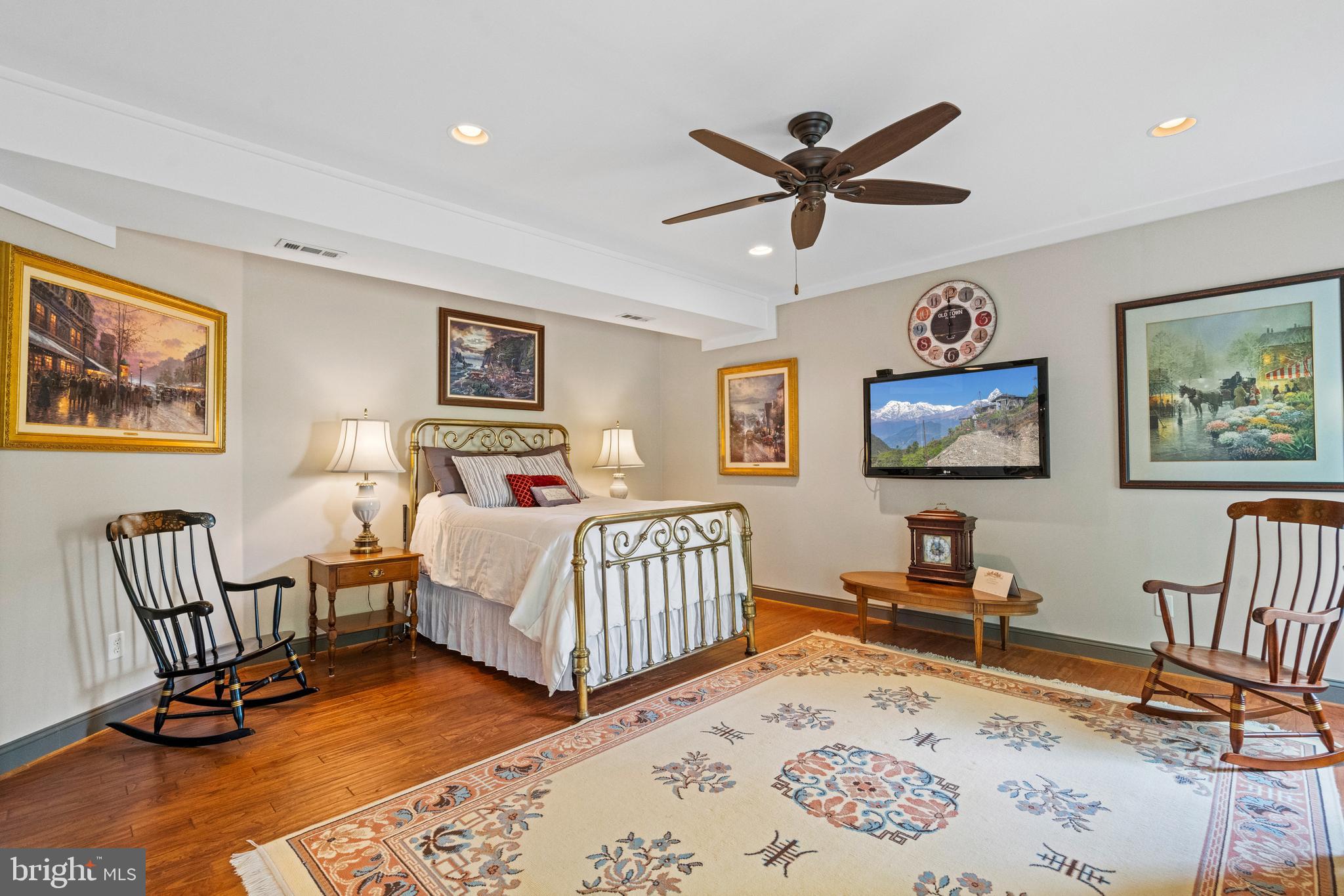 SOUTH MARKET - Residential