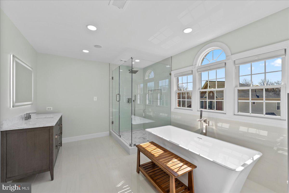 LENAH RUN - Residential